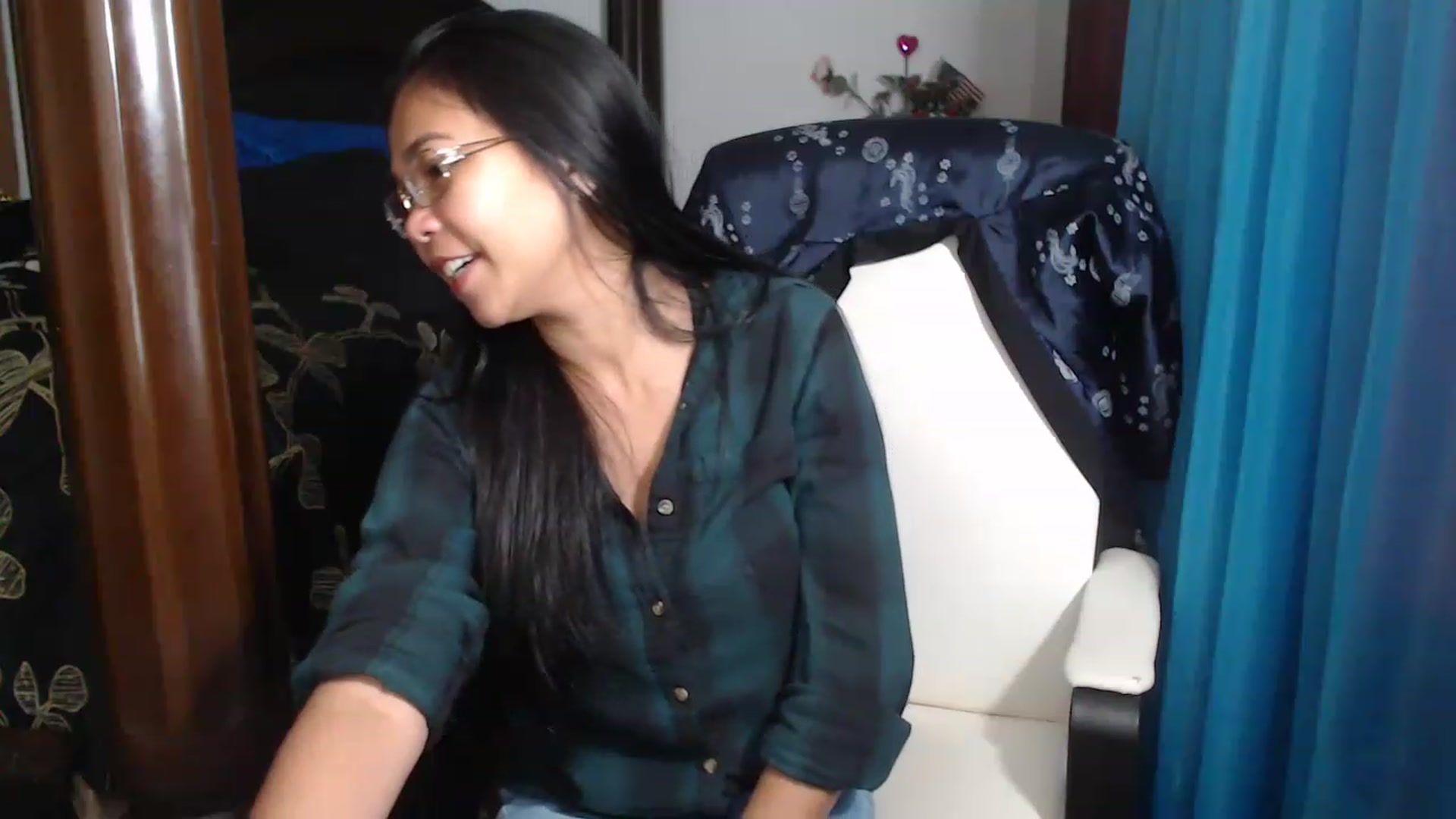 Gallery image thumbnail from Littlekai2023's myfreecams stream on, 05/03/2023, 01:31 image 11 of 20