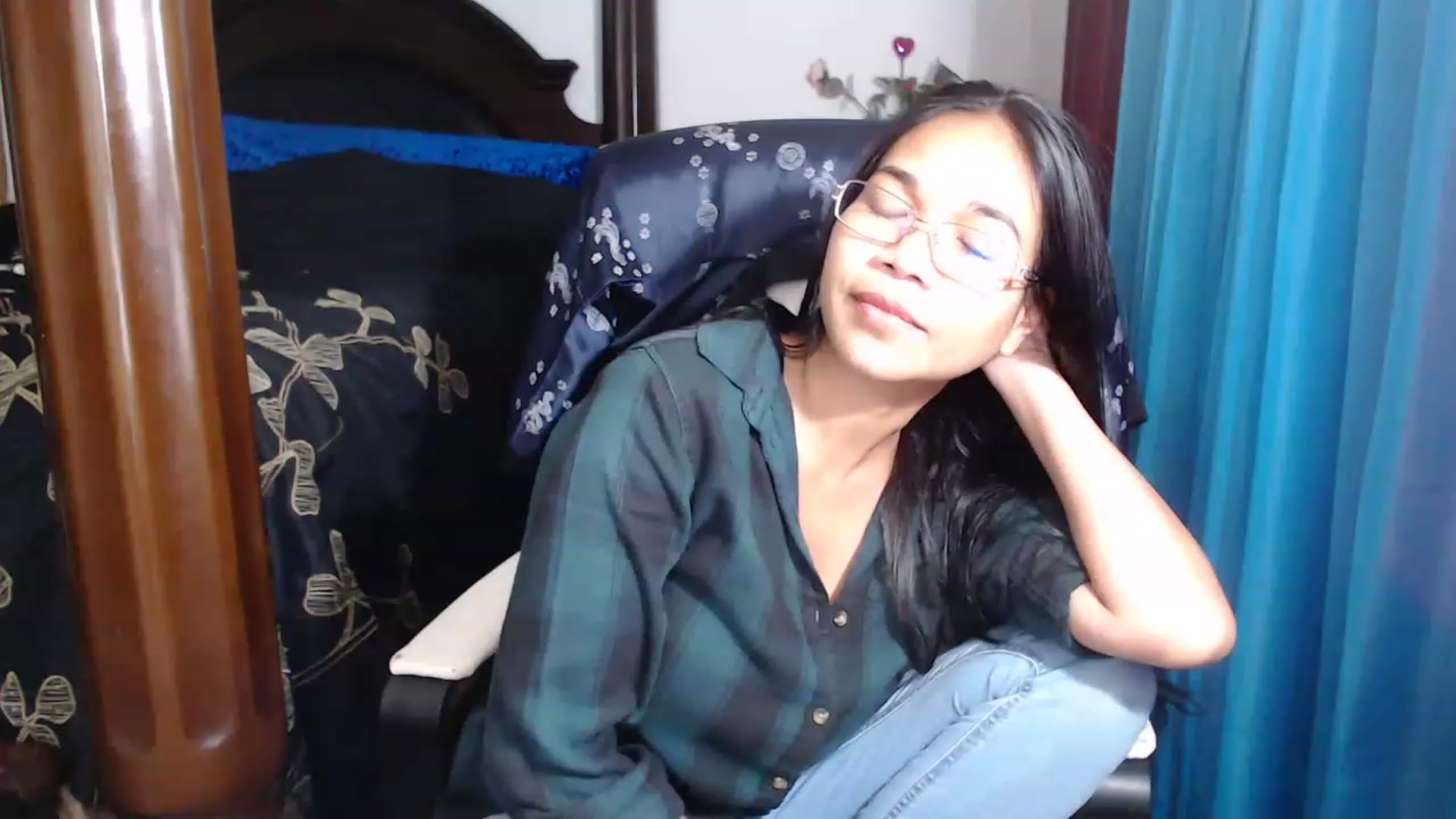 Gallery image thumbnail from Littlekai2023's myfreecams stream on, 05/03/2023, 01:31 image 5 of 20