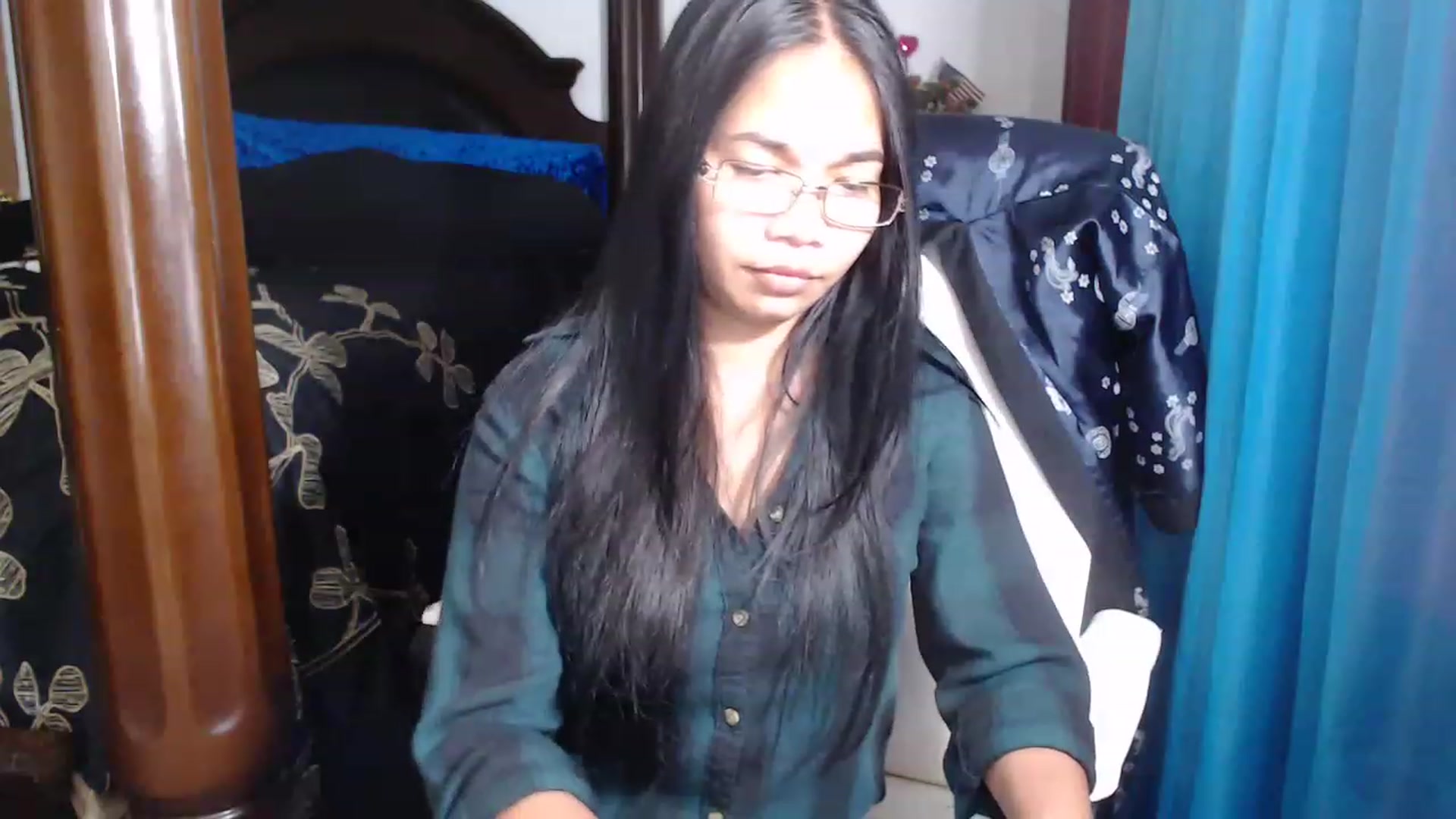 Gallery image thumbnail from Littlekai2023's myfreecams stream on, 05/03/2023, 01:31 image 15 of 20