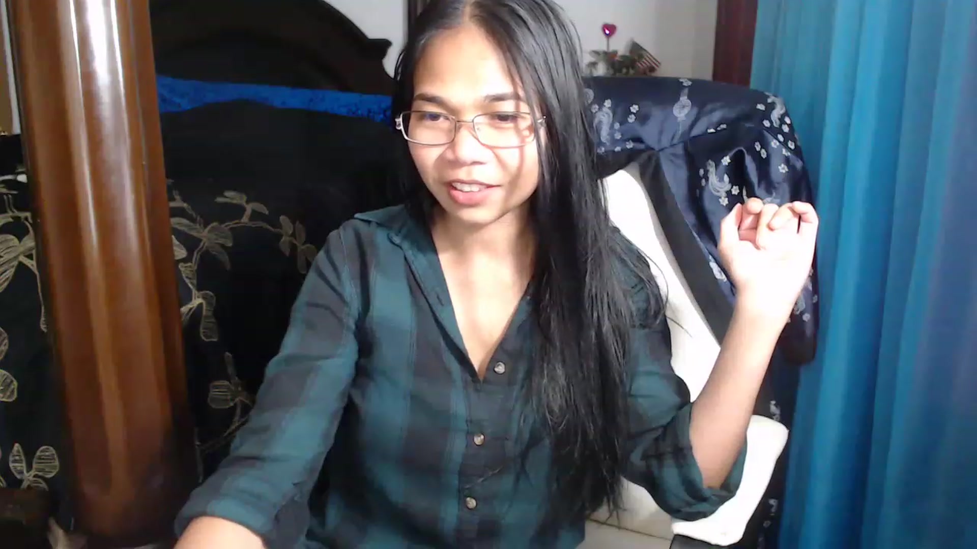 Gallery image thumbnail from Littlekai2023's myfreecams stream on, 05/03/2023, 01:31 image 18 of 20