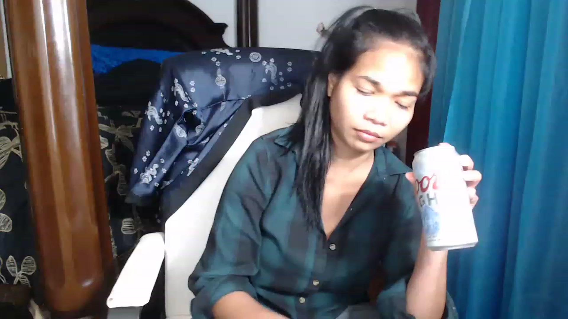 Gallery image thumbnail from Littlekai2023's myfreecams stream on, 05/03/2023, 05:11 image 14 of 20