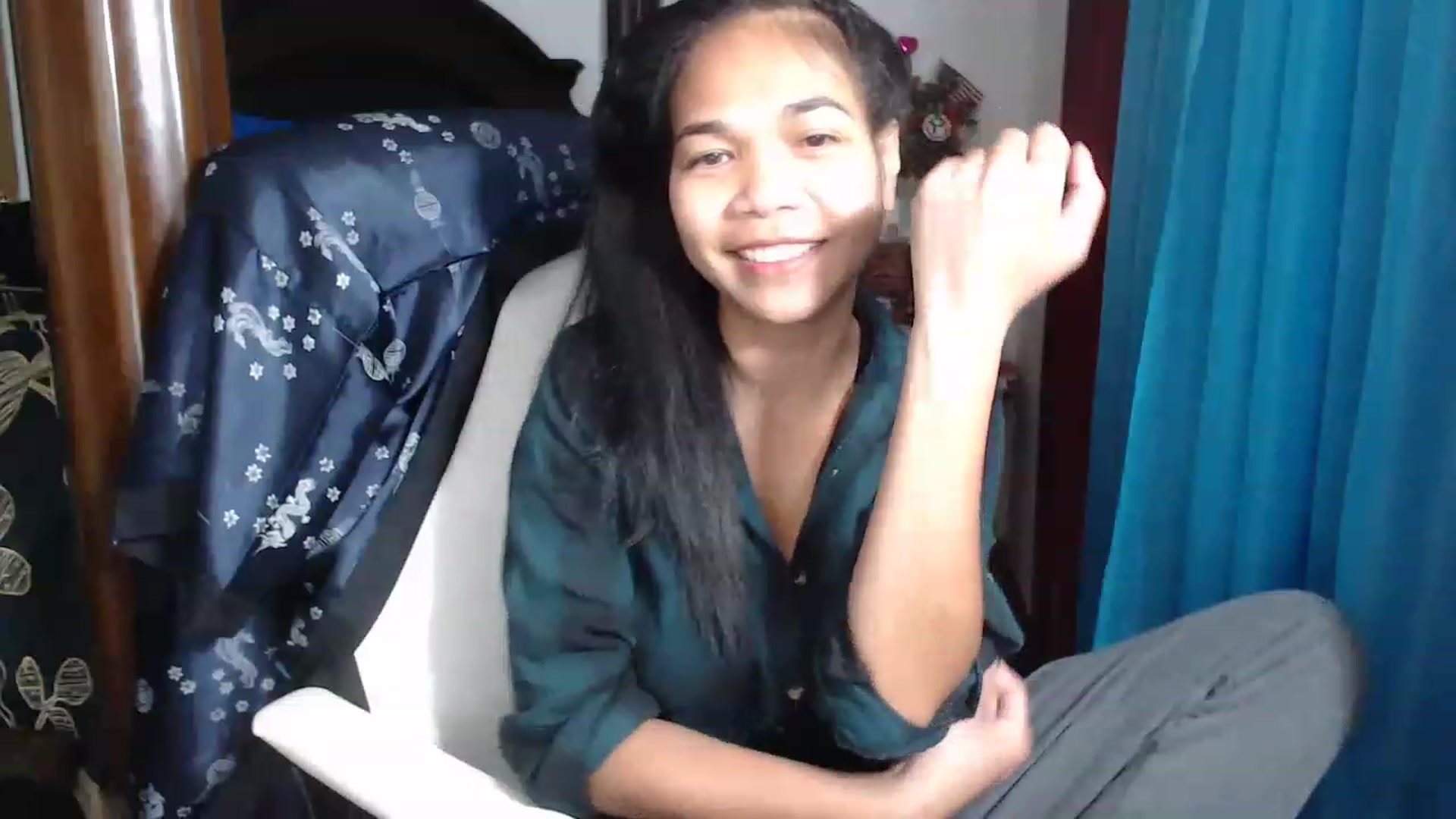 Gallery image thumbnail from Littlekai2023's myfreecams stream on, 05/03/2023, 05:11 image 19 of 20