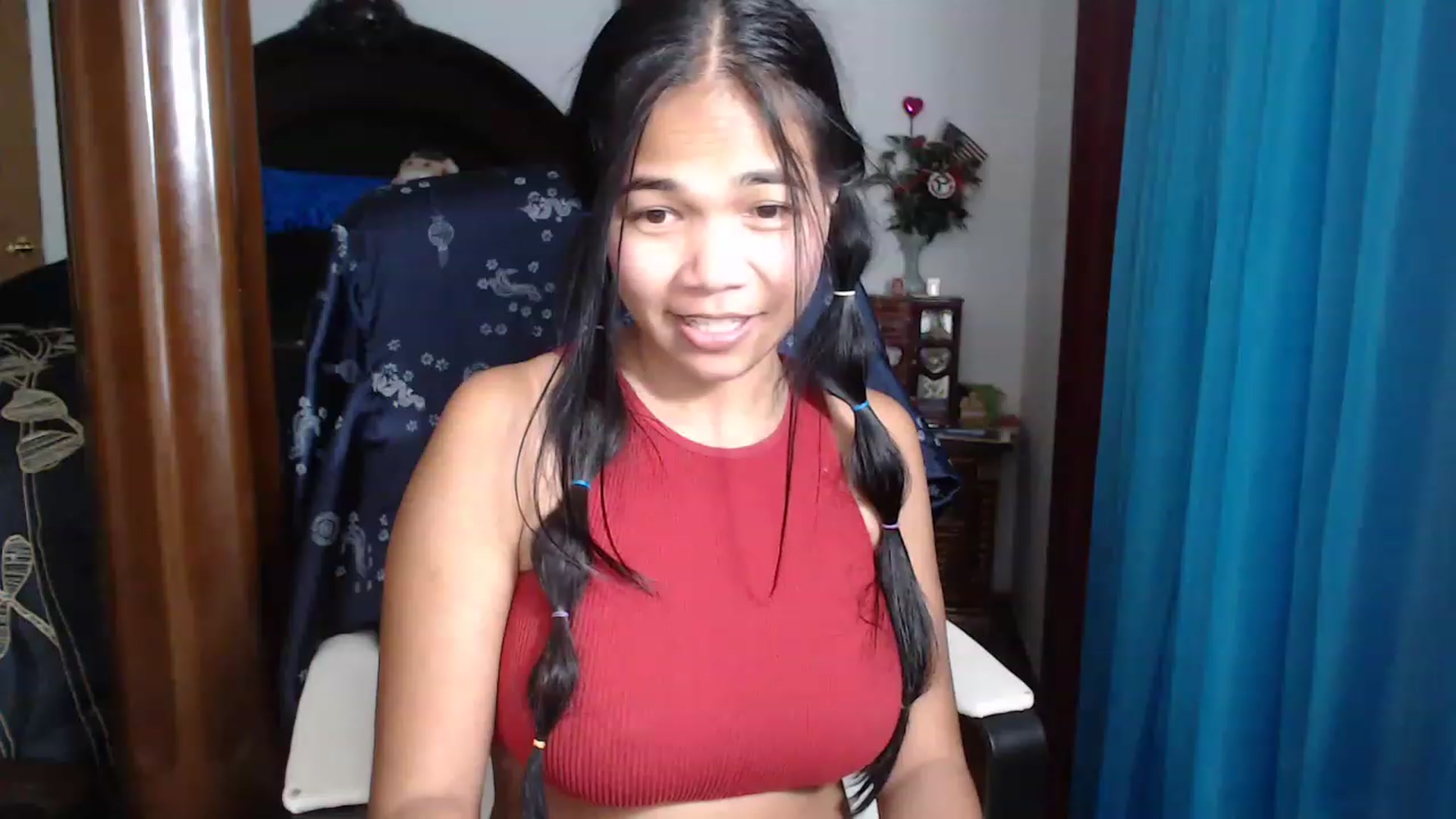 Gallery image thumbnail from Littlekai2023's myfreecams stream on, 05/04/2023, 03:45 image 10 of 20