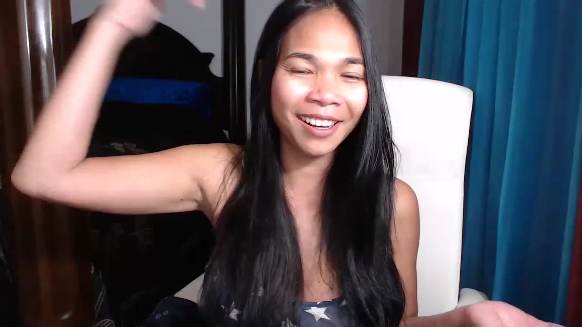 Gallery image thumbnail from Littlekai2023's myfreecams stream on, 05/06/2023, 03:07 image 4 of 20