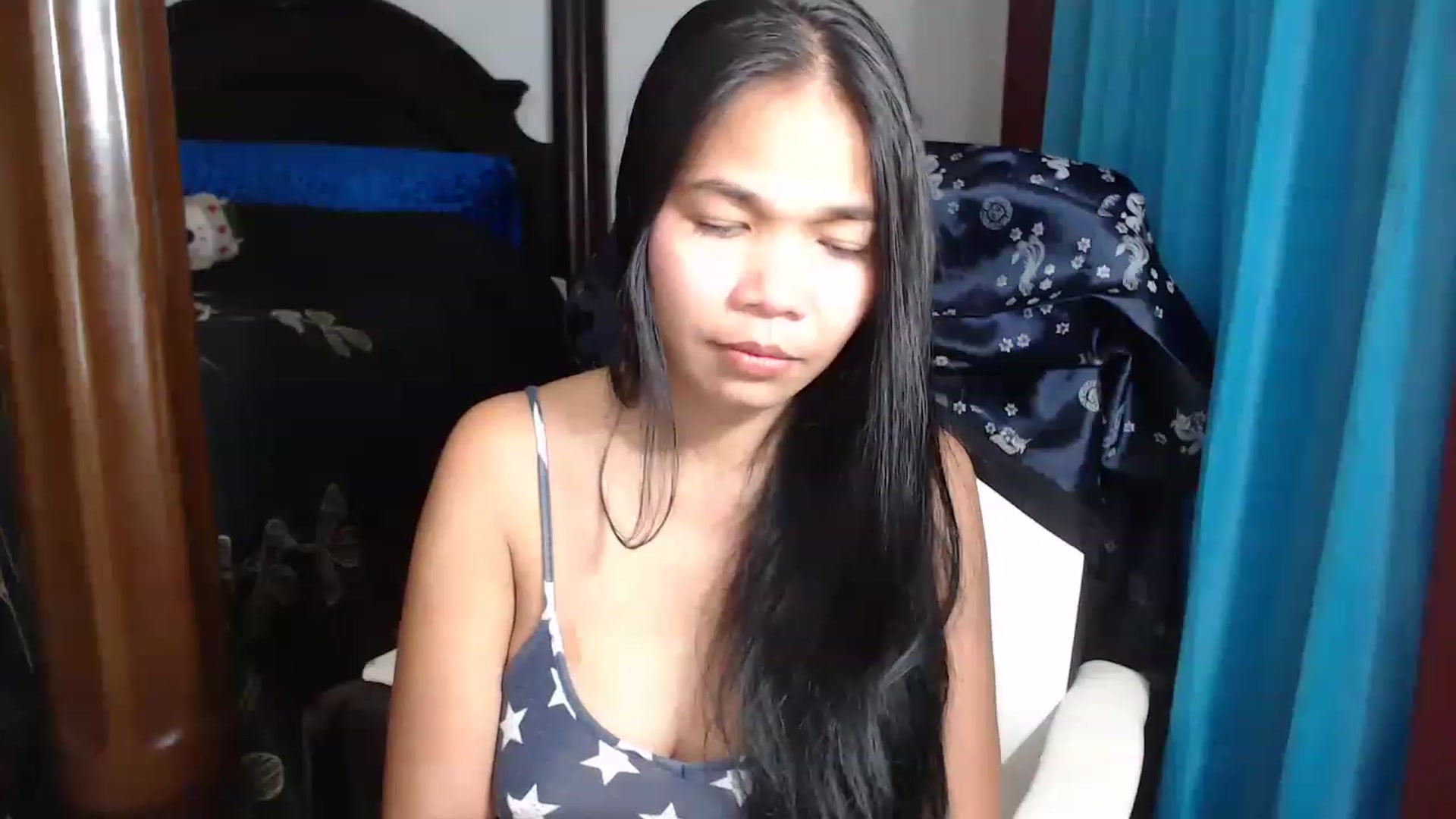 Gallery image thumbnail from Littlekai2023's myfreecams stream on, 05/06/2023, 03:07 image 15 of 20