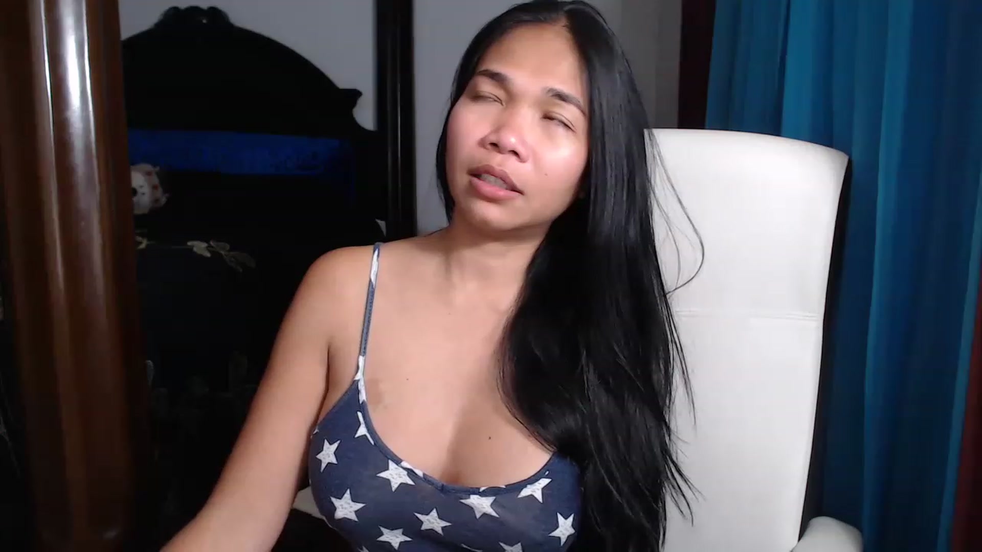 Gallery image thumbnail from Littlekai2023's myfreecams stream on, 05/06/2023, 03:07 image 8 of 20
