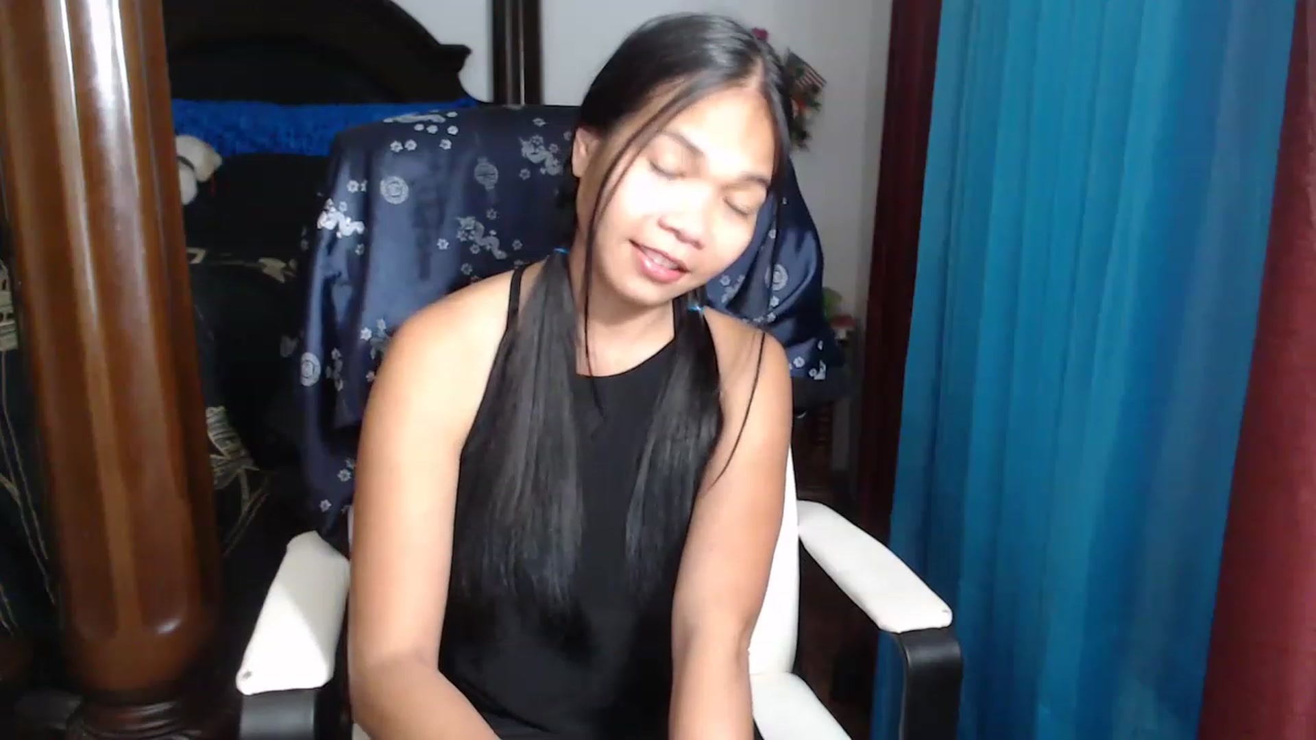 Gallery image thumbnail from Littlekai2023's myfreecams stream on, 05/08/2023, 02:43 image 18 of 20