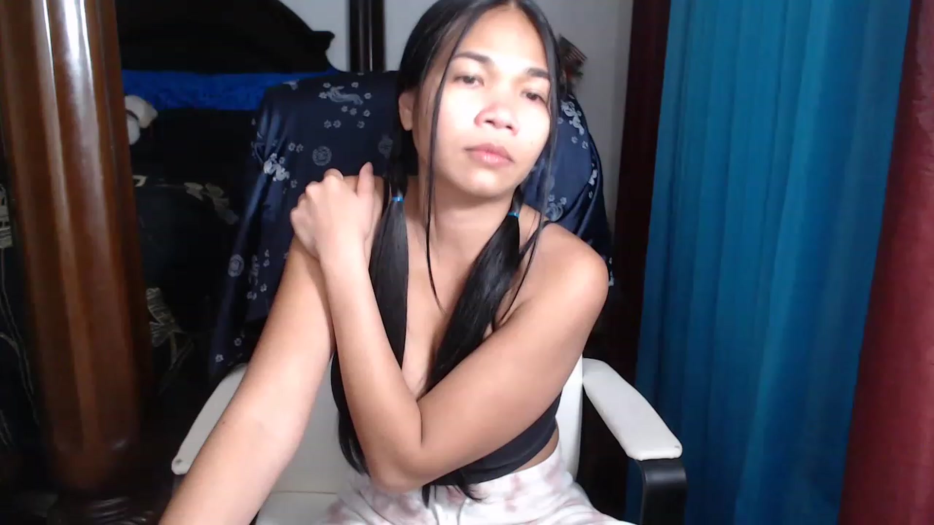 Gallery image thumbnail from Littlekai2023's myfreecams stream on, 05/08/2023, 06:15 image 11 of 20