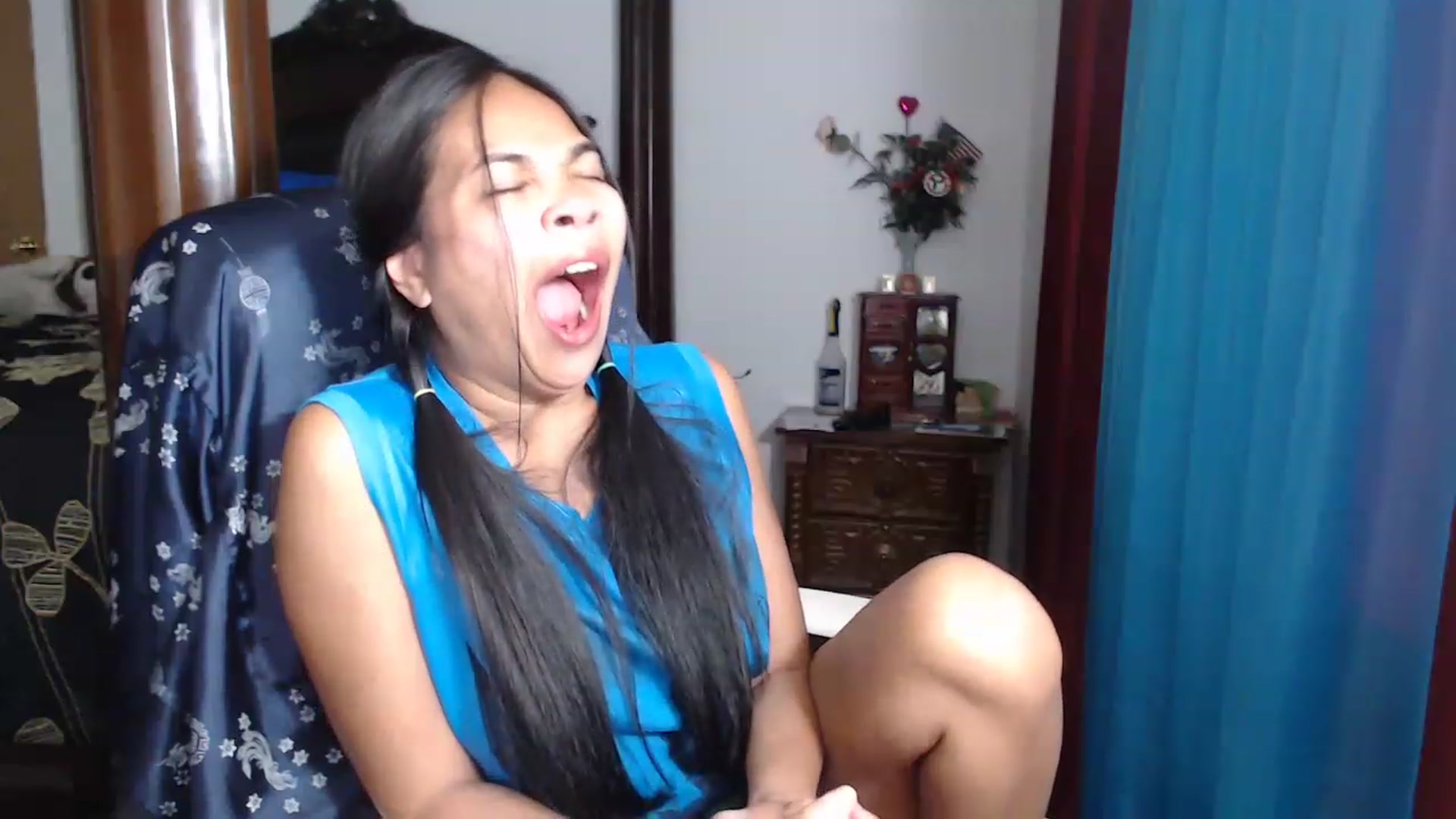 Gallery image thumbnail from Littlekai2023's myfreecams stream on, 05/08/2023, 22:28 image 14 of 20