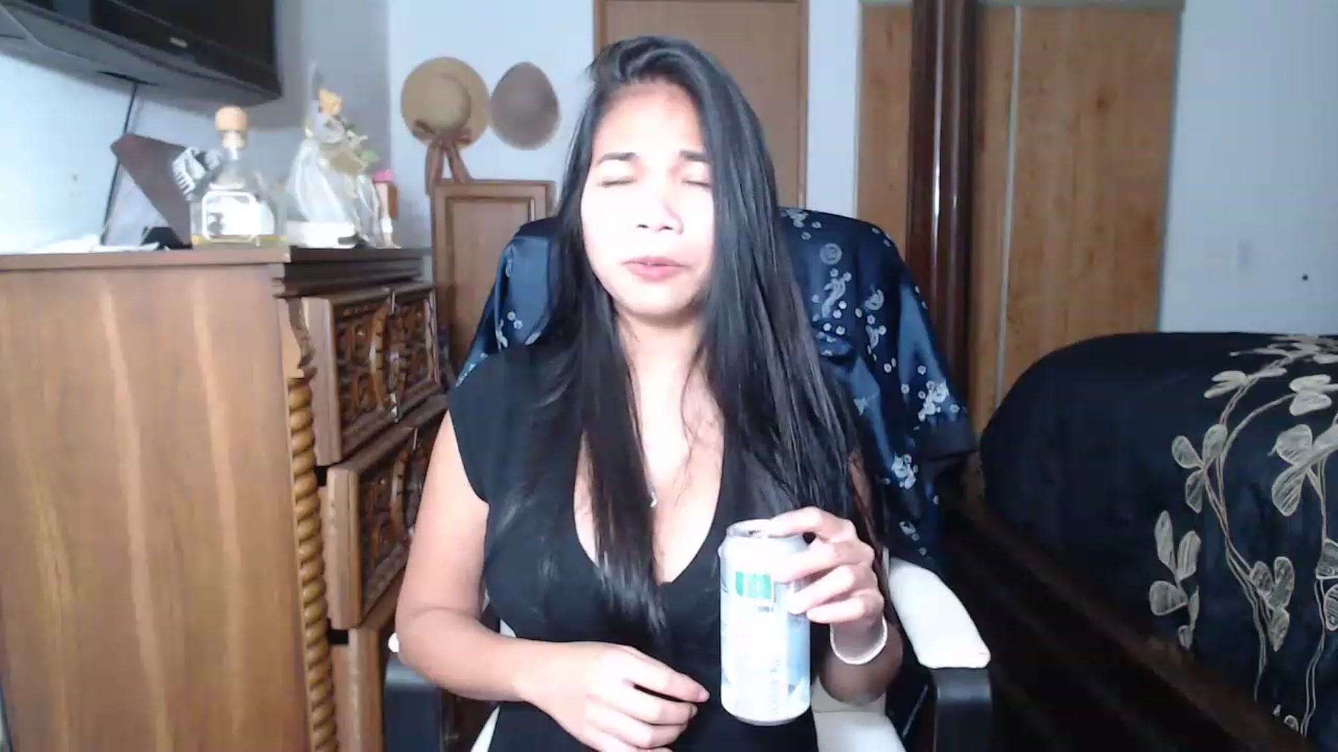 Gallery image thumbnail from Littlekai2023's myfreecams stream on, 05/10/2023, 02:24 image 19 of 20