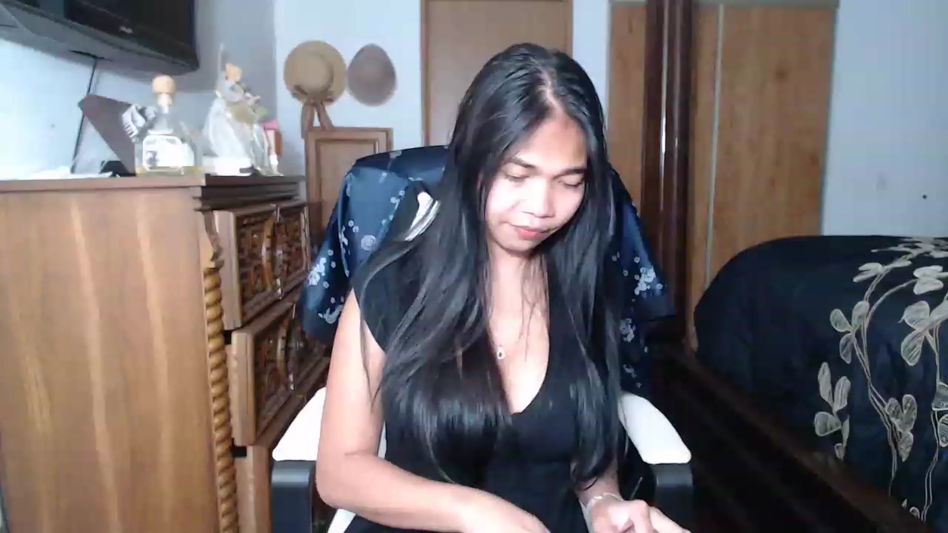 Gallery image thumbnail from Littlekai2023's myfreecams stream on, 05/10/2023, 02:24 image 18 of 20