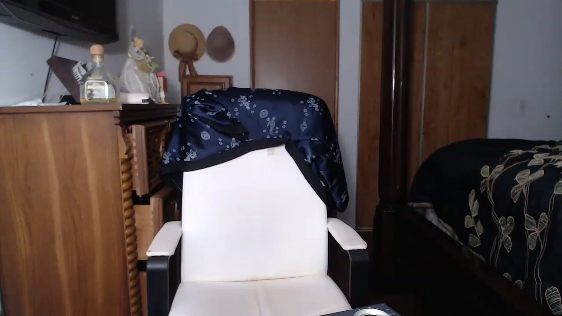 Gallery image thumbnail from Littlekai2023's myfreecams stream on, 05/11/2023, 01:08 image 9 of 20