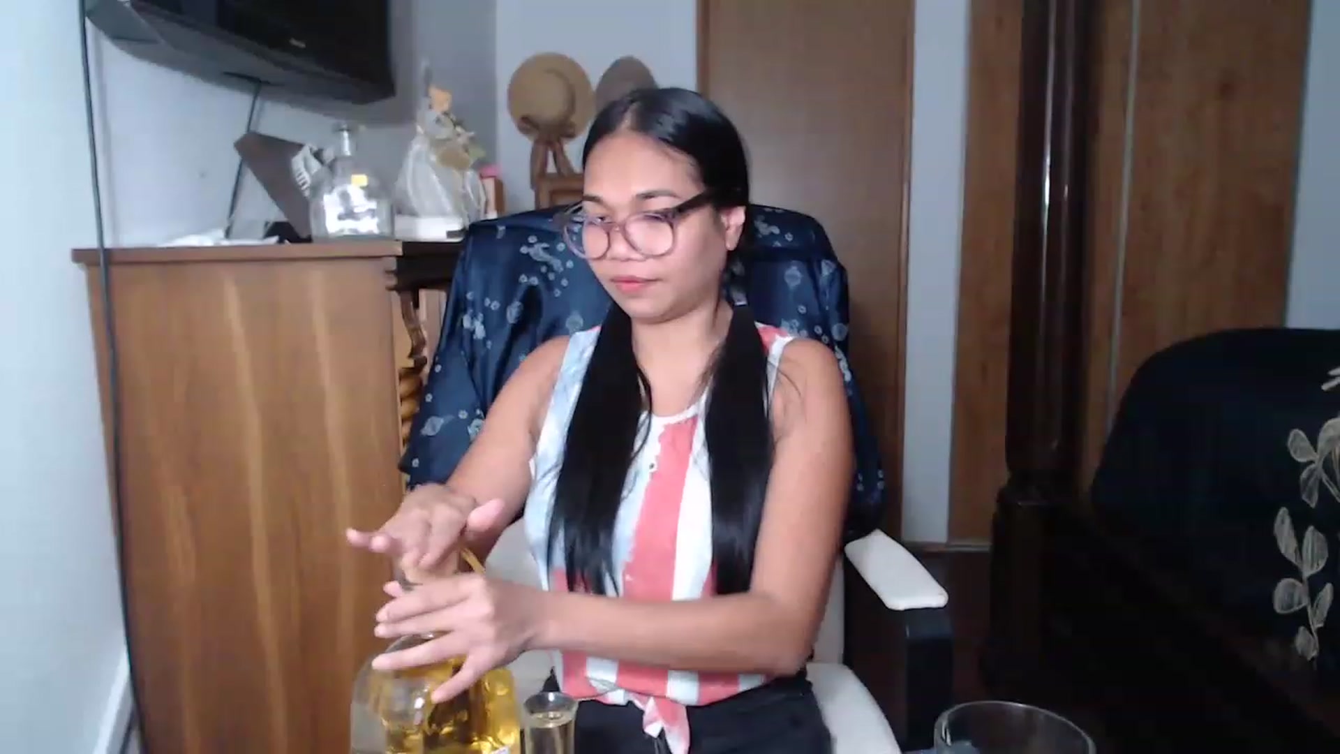 Gallery image thumbnail from Littlekai2023's myfreecams stream on, 05/11/2023, 23:58 image 11 of 20