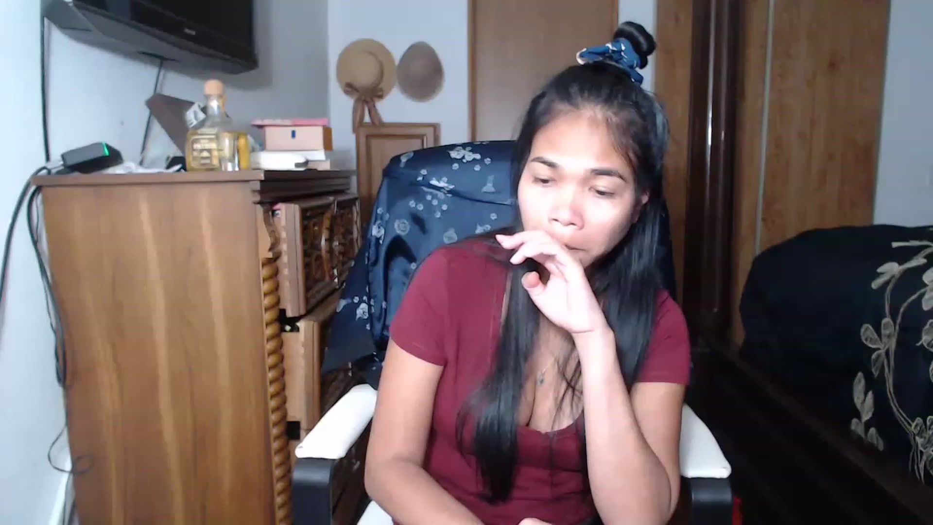 Gallery image thumbnail from Littlekai2023's myfreecams stream on, 05/12/2023, 22:37 image 20 of 20