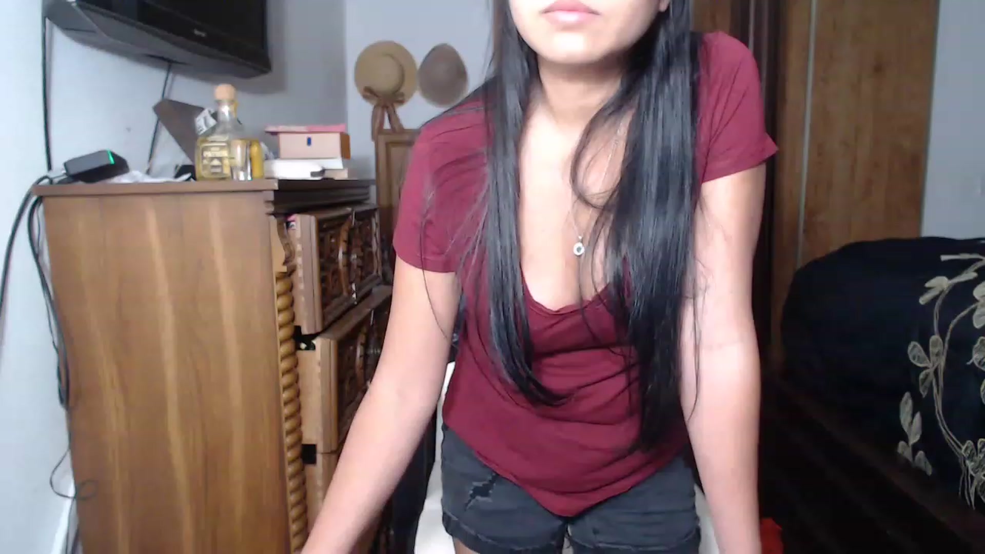 Gallery image thumbnail from Littlekai2023's myfreecams stream on, 05/12/2023, 22:37 image 15 of 20