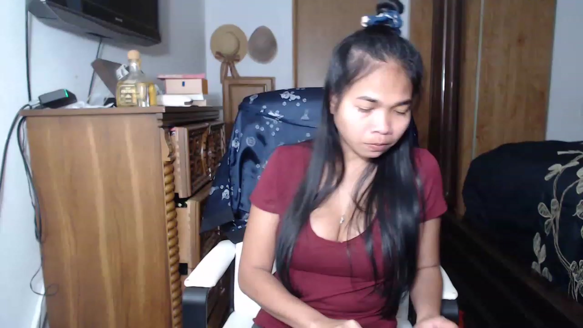 Gallery image thumbnail from Littlekai2023's myfreecams stream on, 05/12/2023, 22:37 image 18 of 20