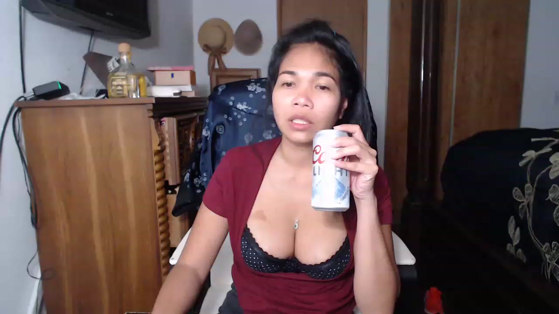 Gallery image thumbnail from Littlekai2023's myfreecams stream on, 05/13/2023, 01:52 image 5 of 20