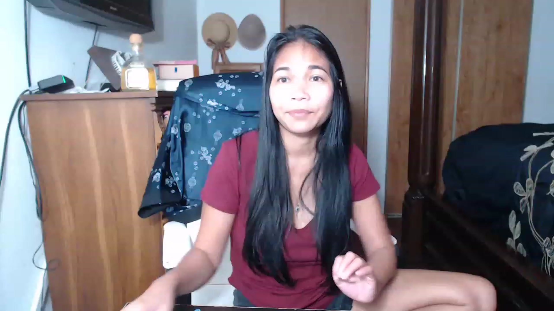 Gallery image thumbnail from Littlekai2023's myfreecams stream on, 05/13/2023, 04:15 image 18 of 20