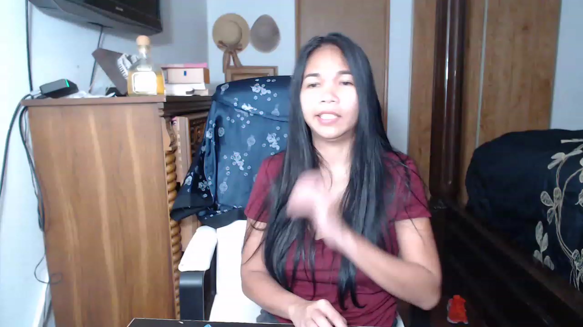 Gallery image thumbnail from Littlekai2023's myfreecams stream on, 05/13/2023, 04:15 image 8 of 20