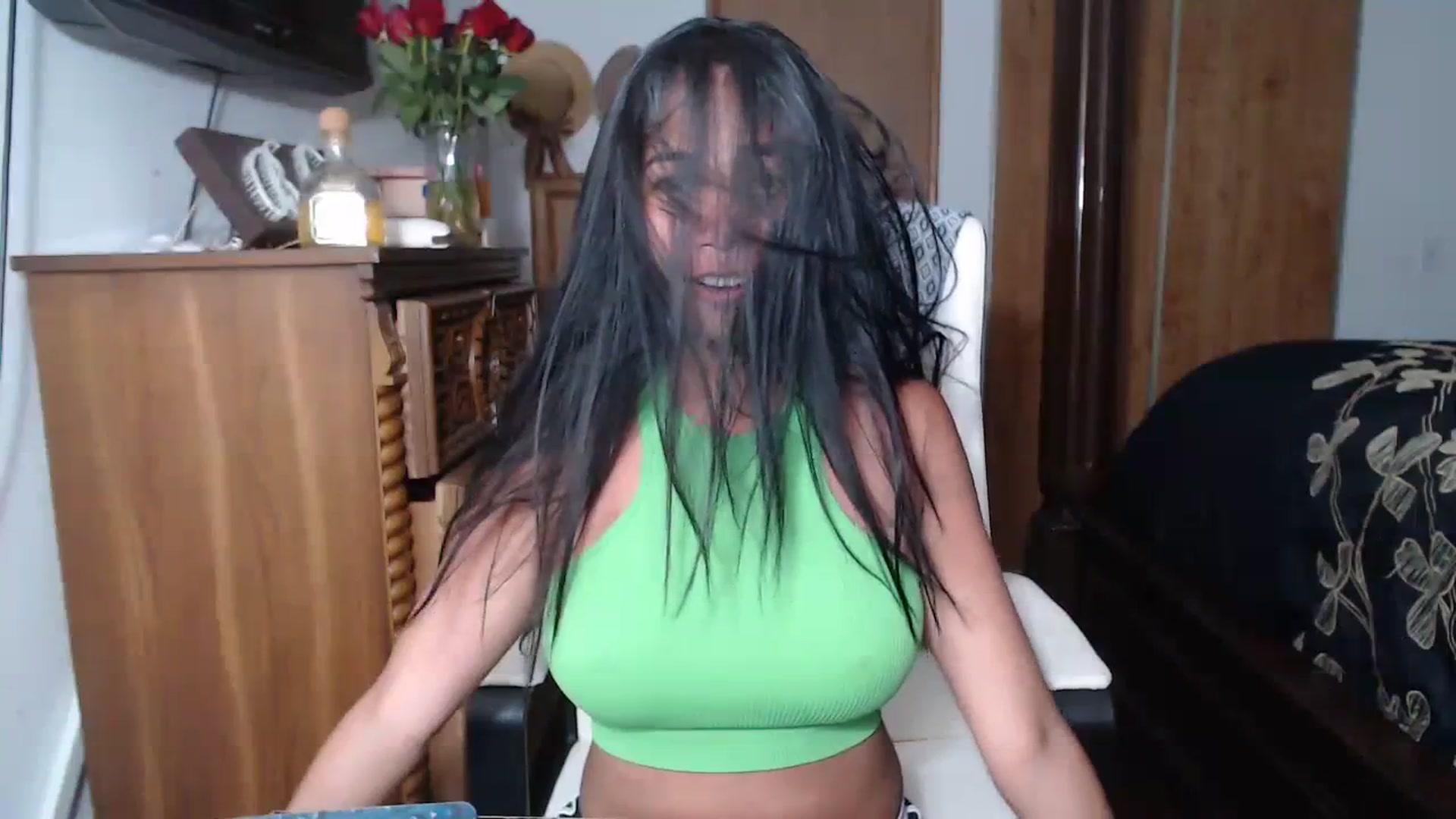 Gallery image thumbnail from Littlekai2023's myfreecams stream on, 05/16/2023, 02:30 image 13 of 20