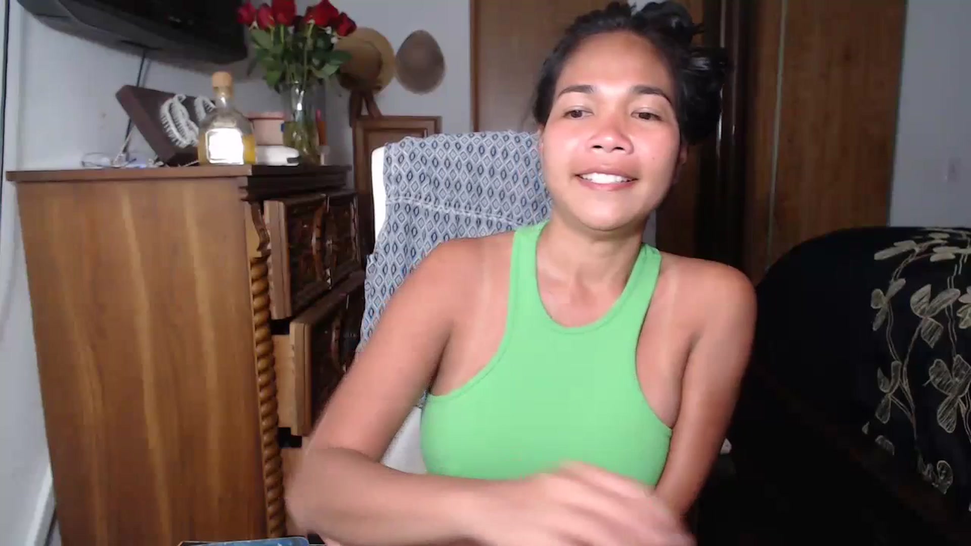 Gallery image thumbnail from Littlekai2023's myfreecams stream on, 05/16/2023, 02:30 image 16 of 20