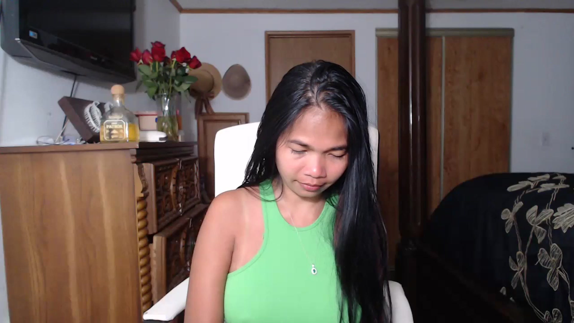 Gallery image thumbnail from Littlekai2023's myfreecams stream on, 05/16/2023, 03:47 image 19 of 20