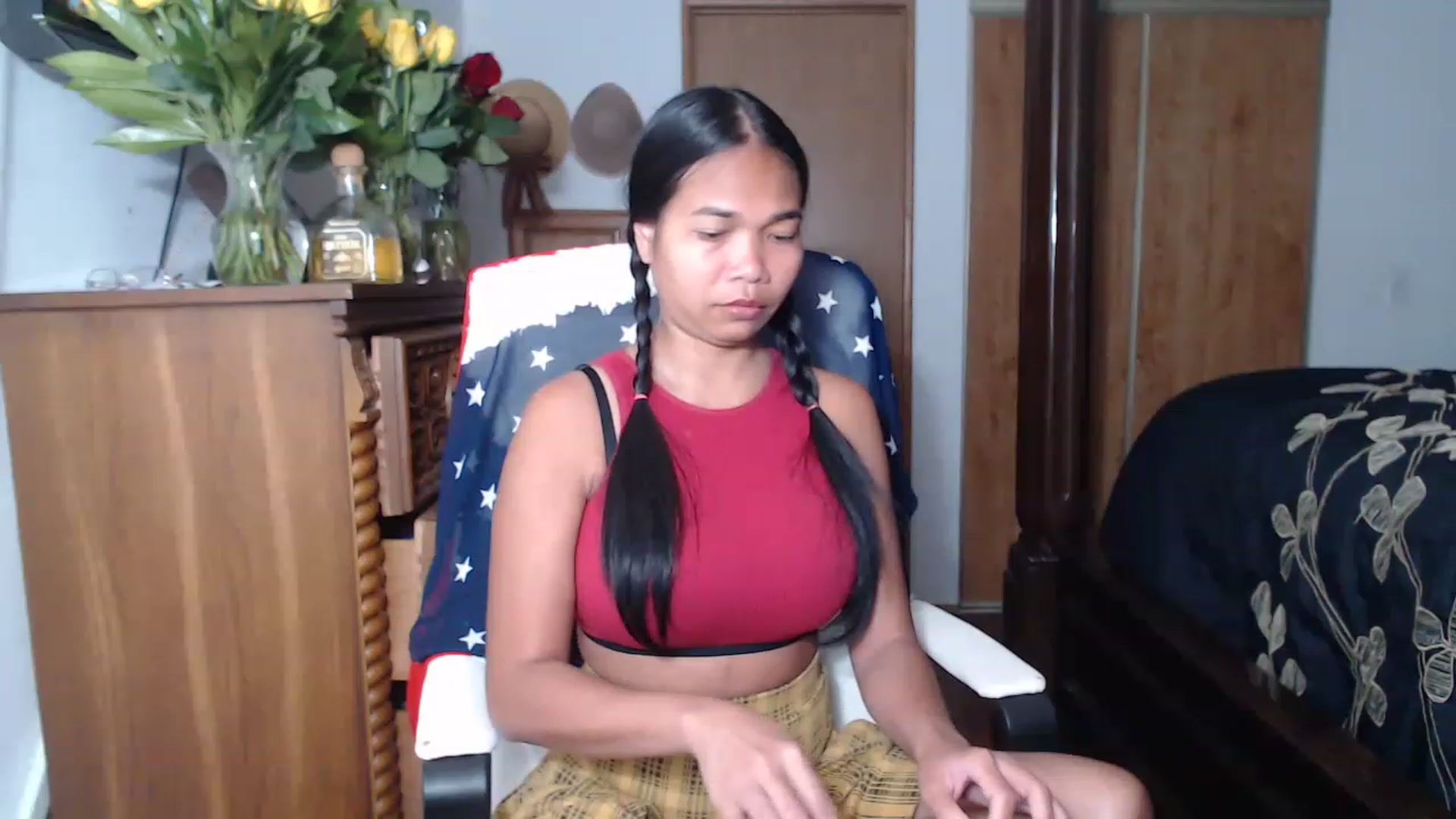 Gallery image thumbnail from Littlekai2023's myfreecams stream on, 05/16/2023, 23:53 image 16 of 20