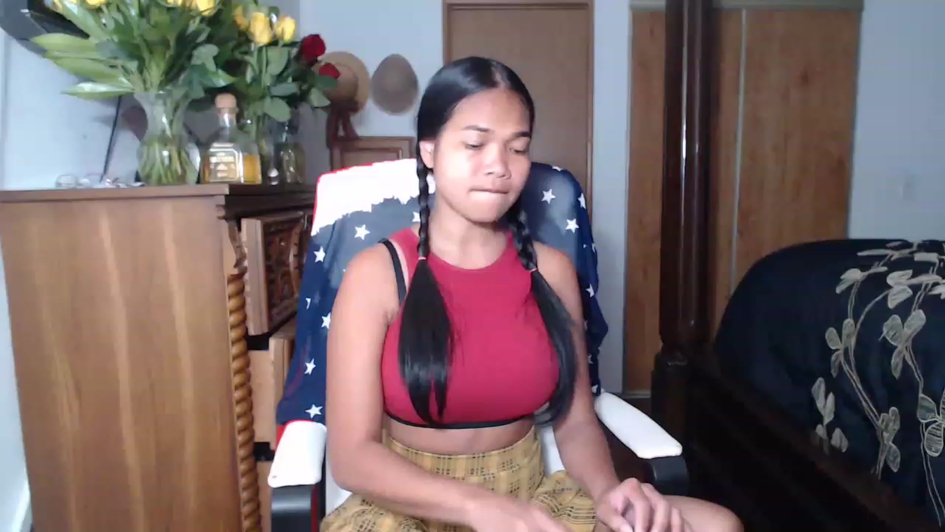 Gallery image thumbnail from Littlekai2023's myfreecams stream on, 05/16/2023, 23:53 image 17 of 20