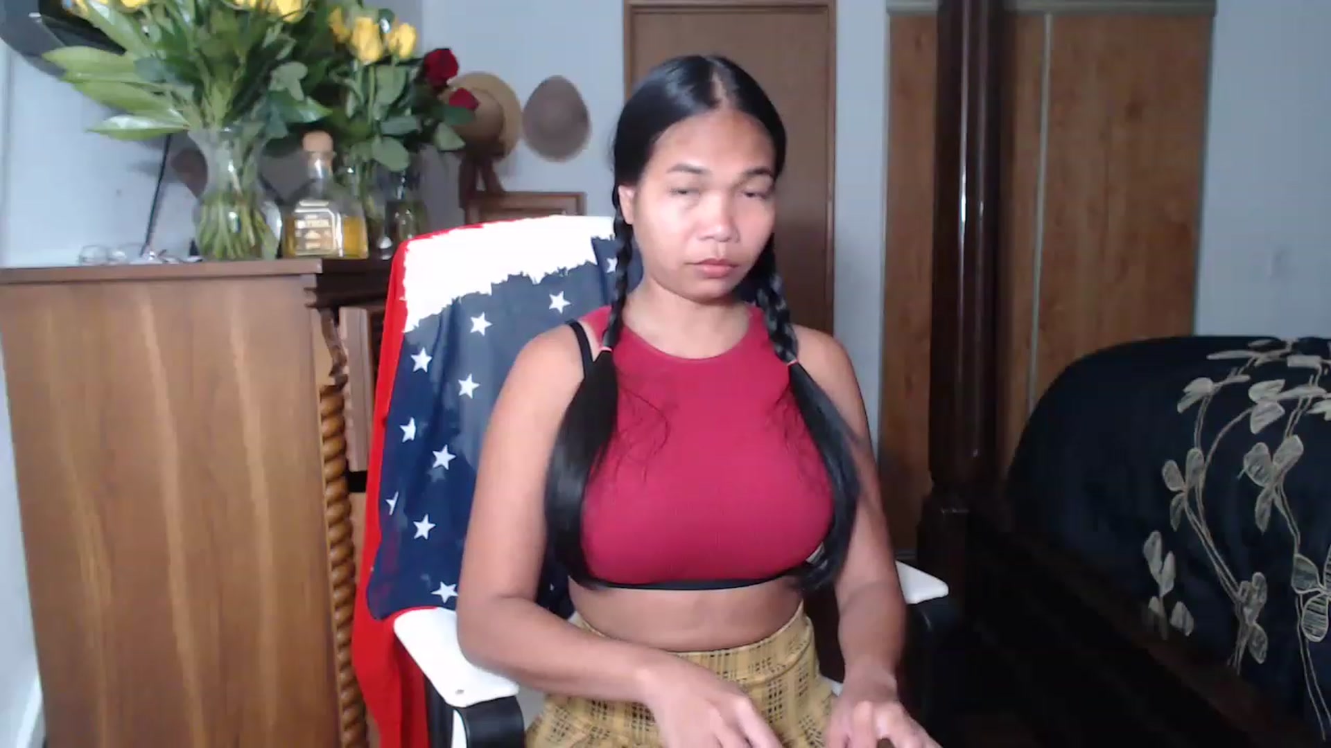 Gallery image thumbnail from Littlekai2023's myfreecams stream on, 05/16/2023, 23:53 image 10 of 20