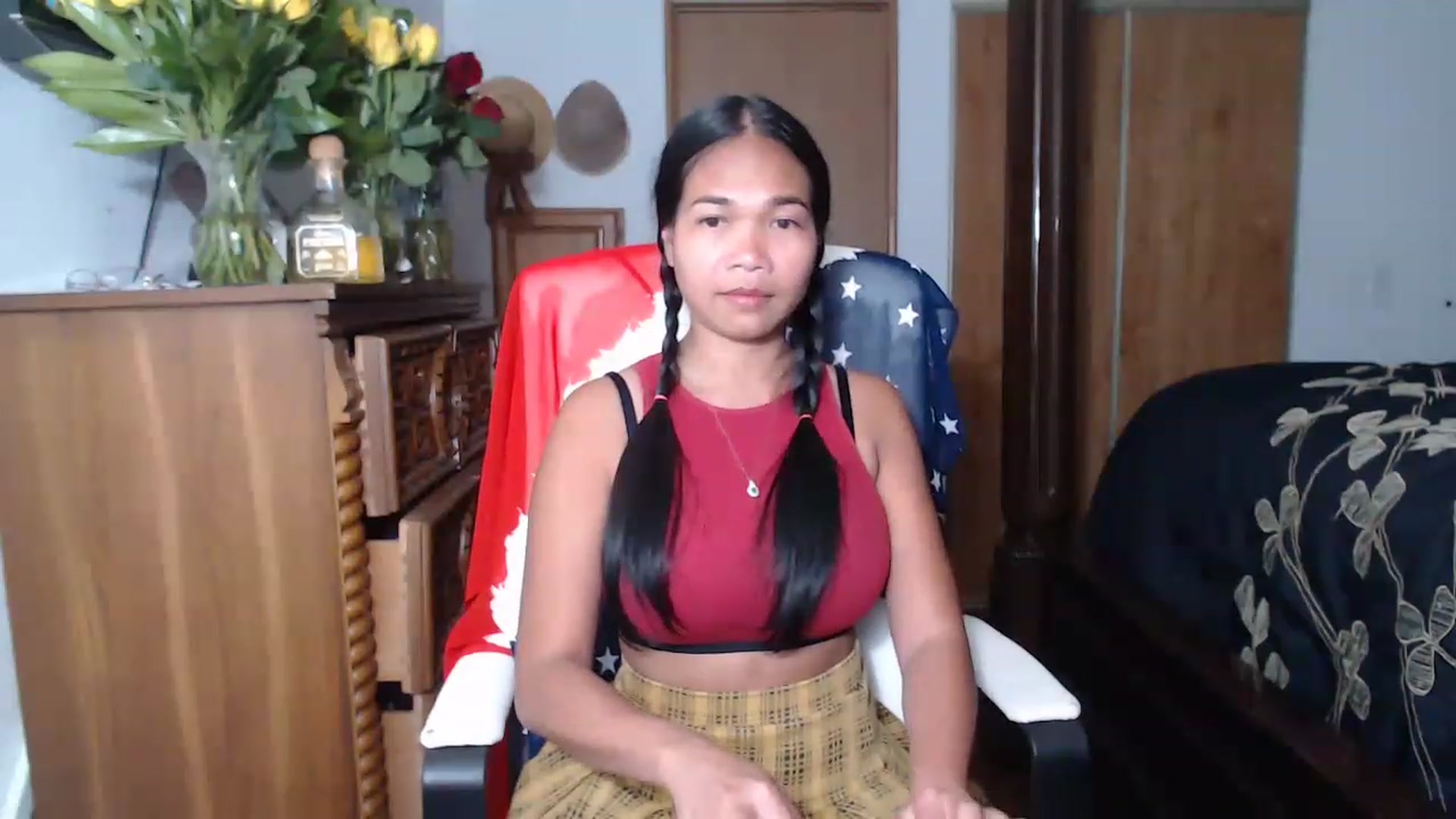 Gallery image thumbnail from Littlekai2023's myfreecams stream on, 05/17/2023, 05:24 image 10 of 20