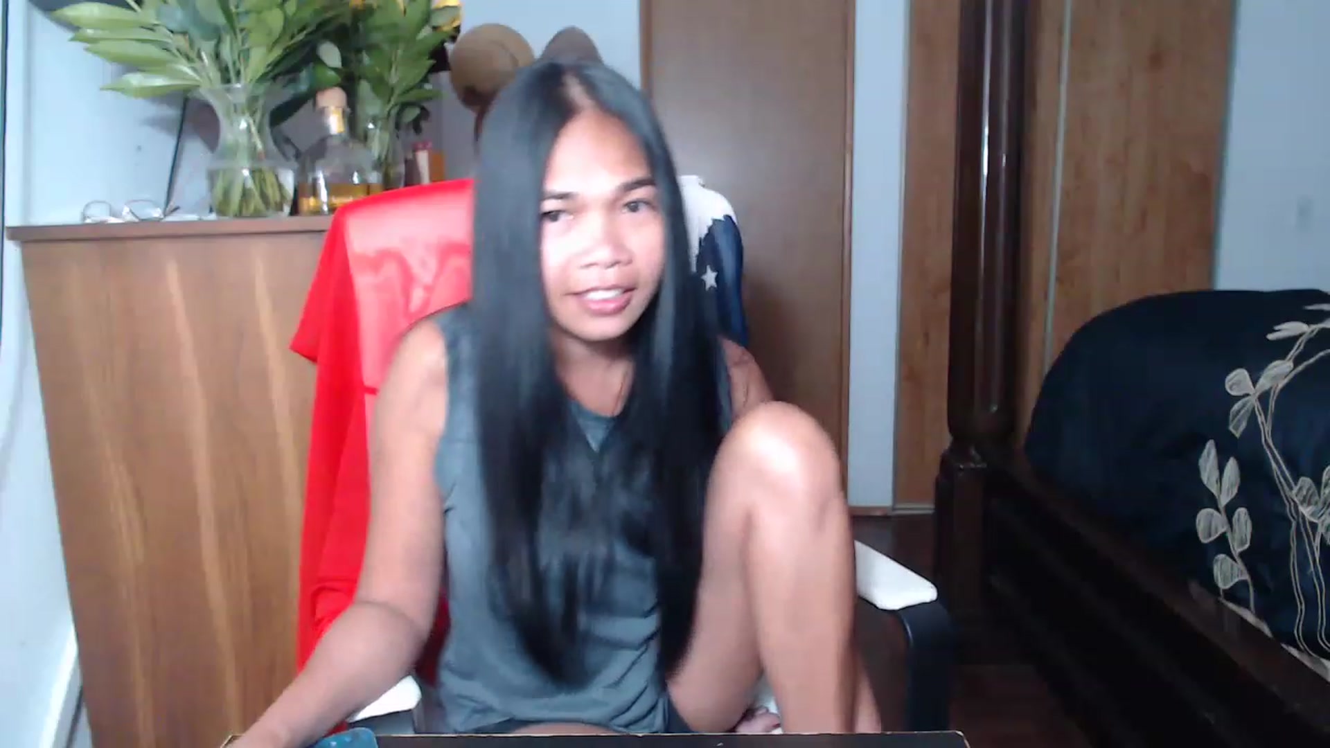 Gallery image thumbnail from Littlekai2023's myfreecams stream on, 05/18/2023, 01:15 image 18 of 20