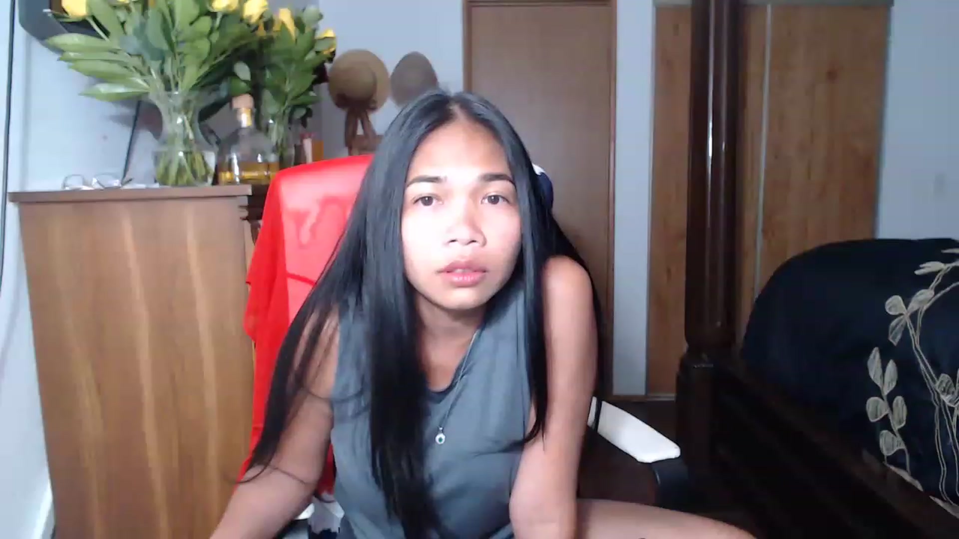 Gallery image thumbnail from Littlekai2023's myfreecams stream on, 05/18/2023, 01:15 image 11 of 20