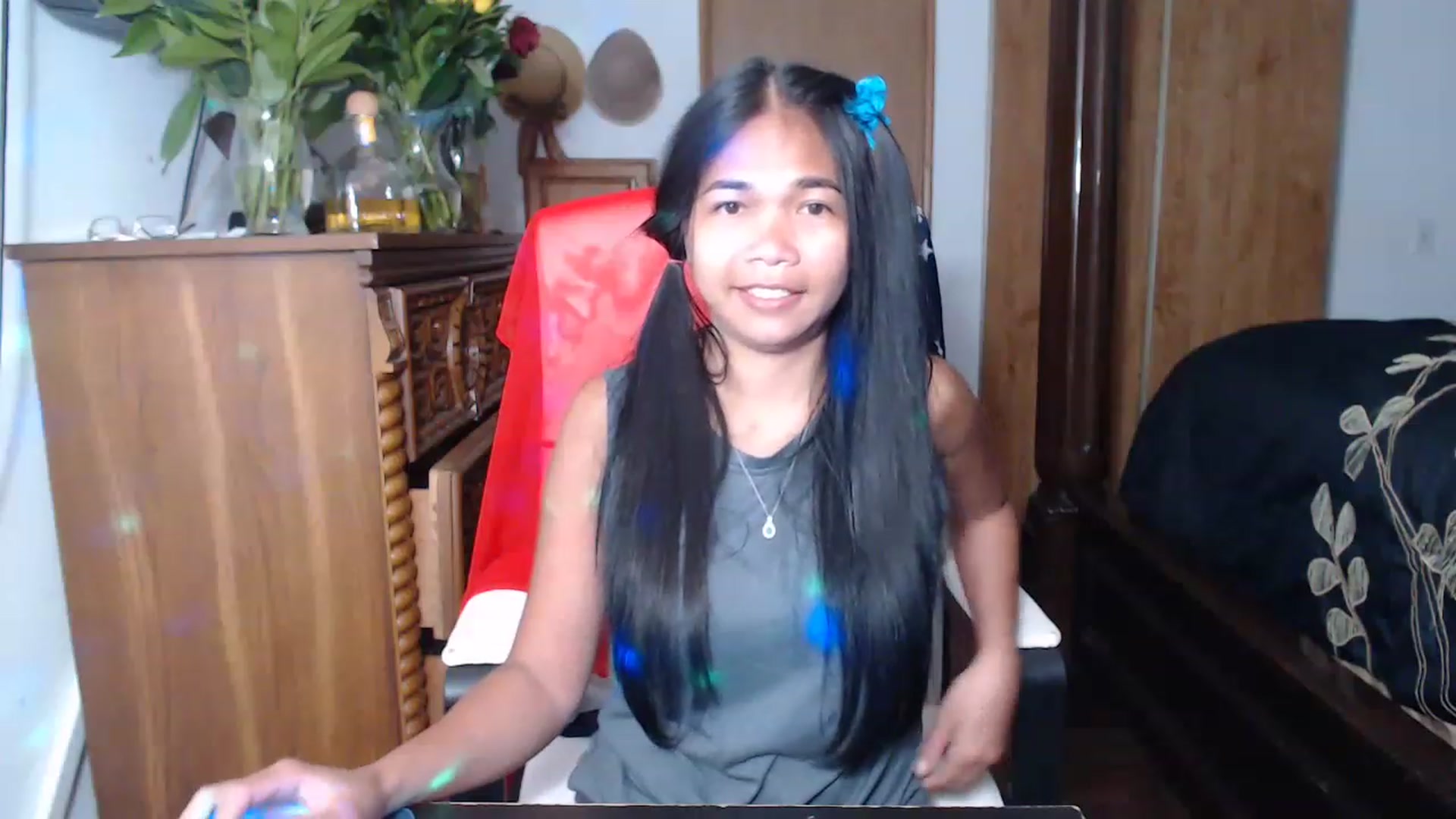 Gallery image thumbnail from Littlekai2023's myfreecams stream on, 05/18/2023, 03:47 image 18 of 20
