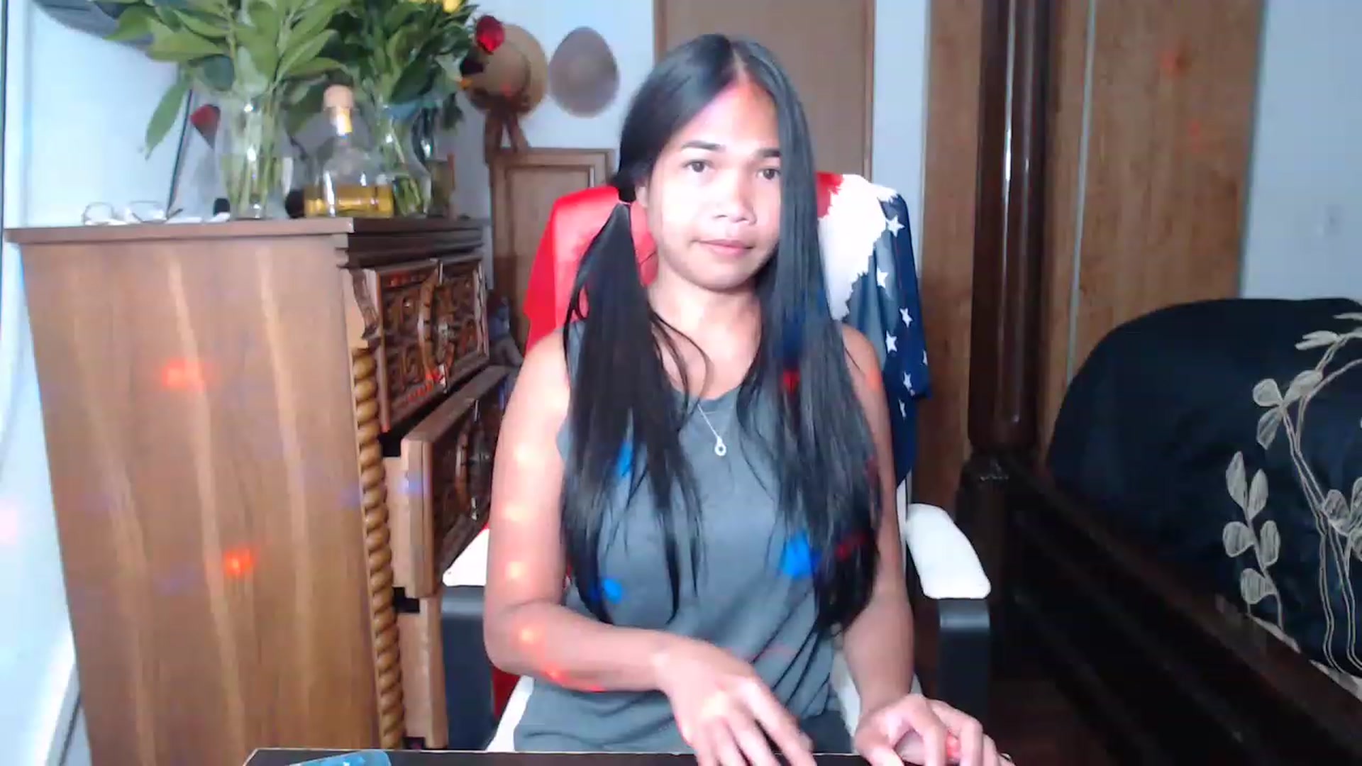Gallery image thumbnail from Littlekai2023's myfreecams stream on, 05/18/2023, 03:47 image 13 of 20