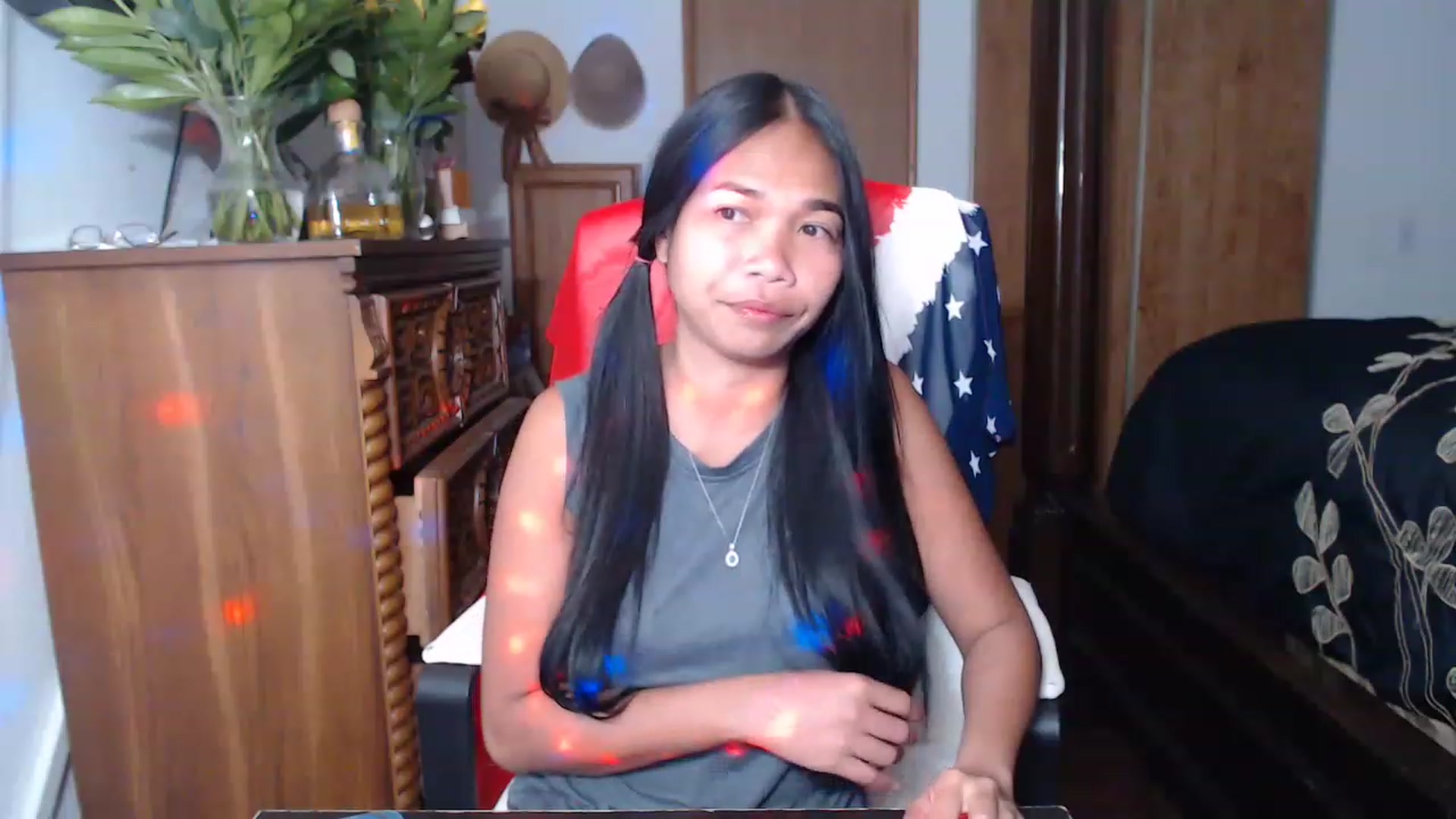 Gallery image thumbnail from Littlekai2023's myfreecams stream on, 05/18/2023, 03:47 image 9 of 20
