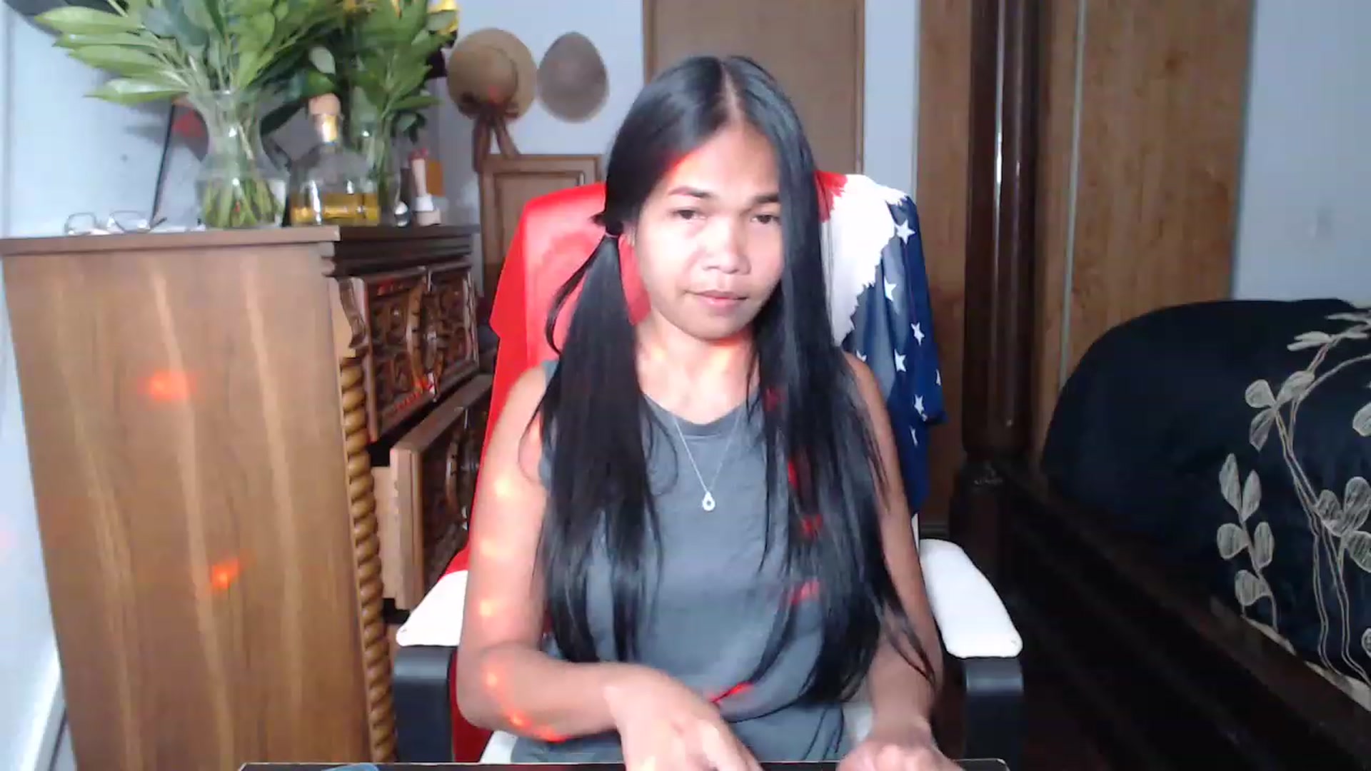 Gallery image thumbnail from Littlekai2023's myfreecams stream on, 05/18/2023, 03:47 image 11 of 20