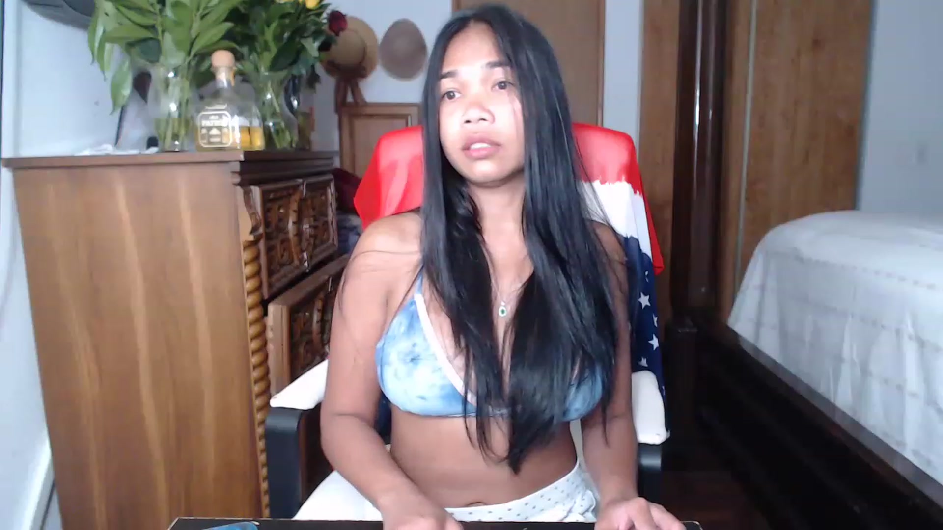 Gallery image thumbnail from Littlekai2023's myfreecams stream on, 05/18/2023, 23:29 image 8 of 20