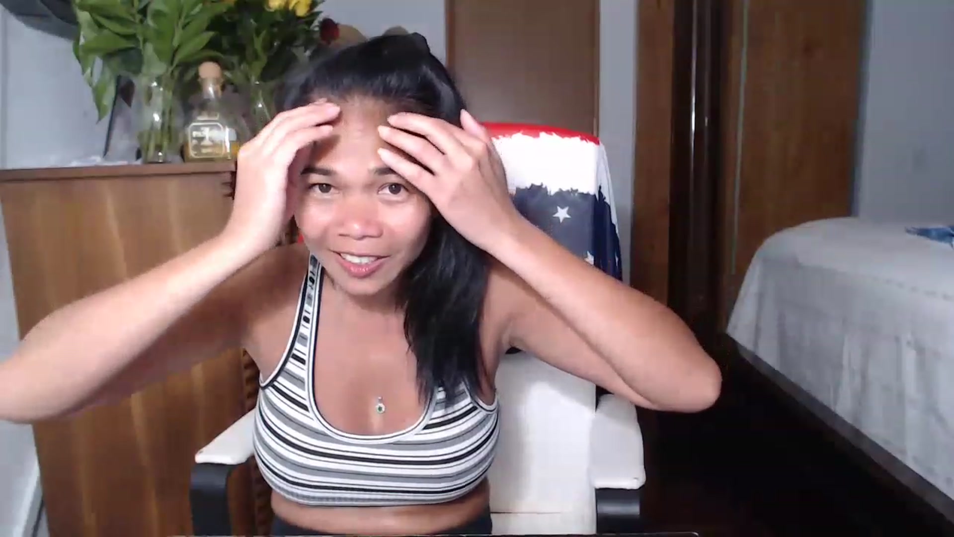 Gallery image thumbnail from Littlekai2023's myfreecams stream on, 05/19/2023, 04:44 image 12 of 20