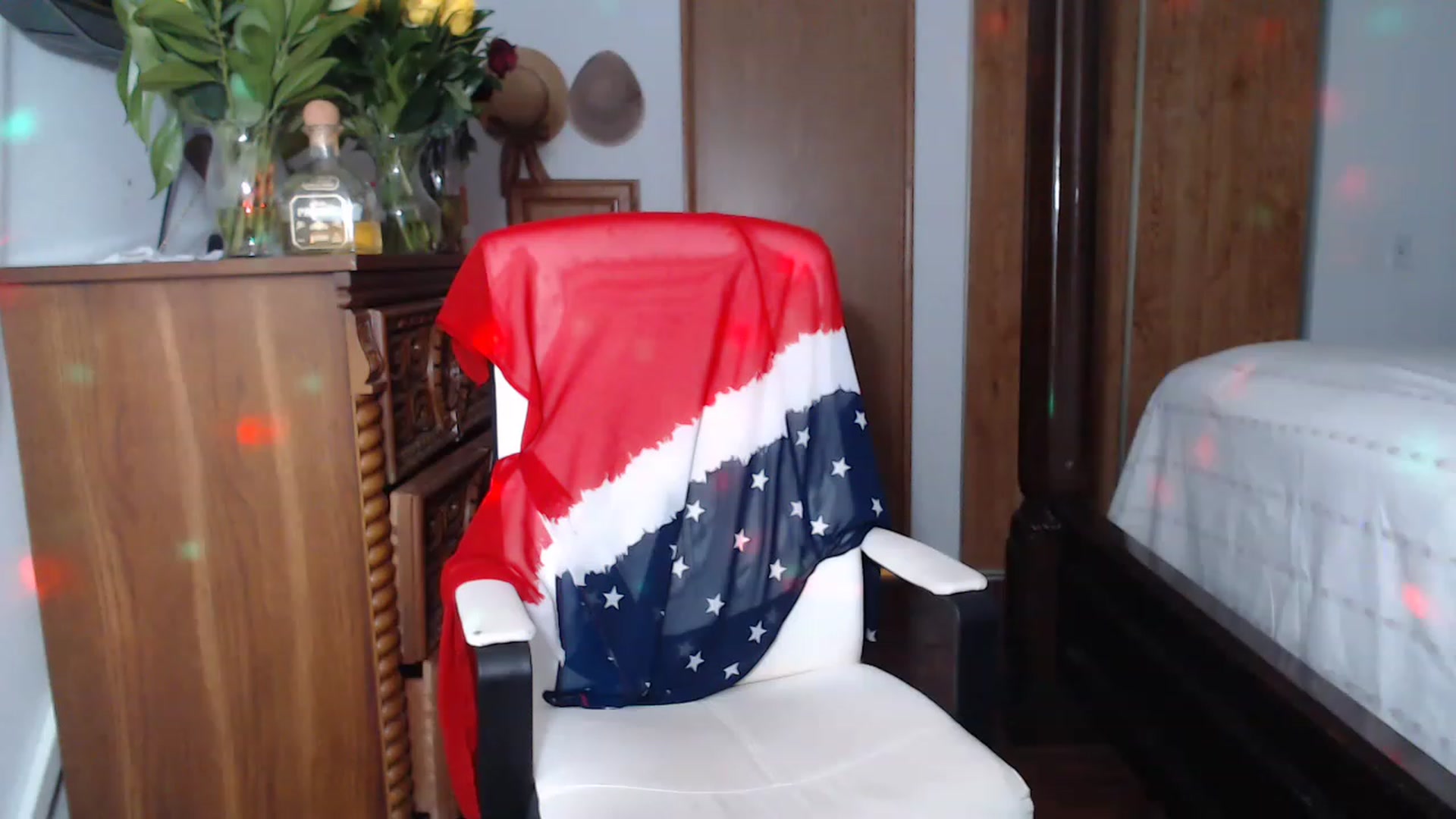 Gallery image thumbnail from Littlekai2023's myfreecams stream on, 05/19/2023, 04:44 image 3 of 20