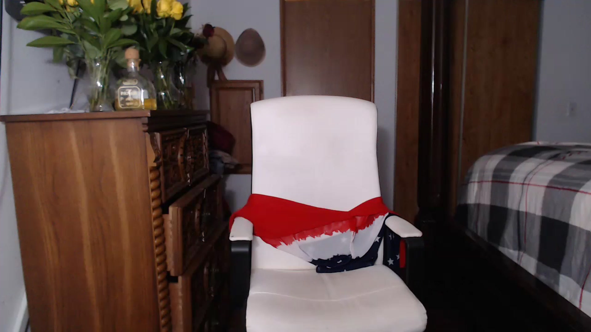 Gallery image thumbnail from Littlekai2023's myfreecams stream on, 05/20/2023, 04:00 image 2 of 20
