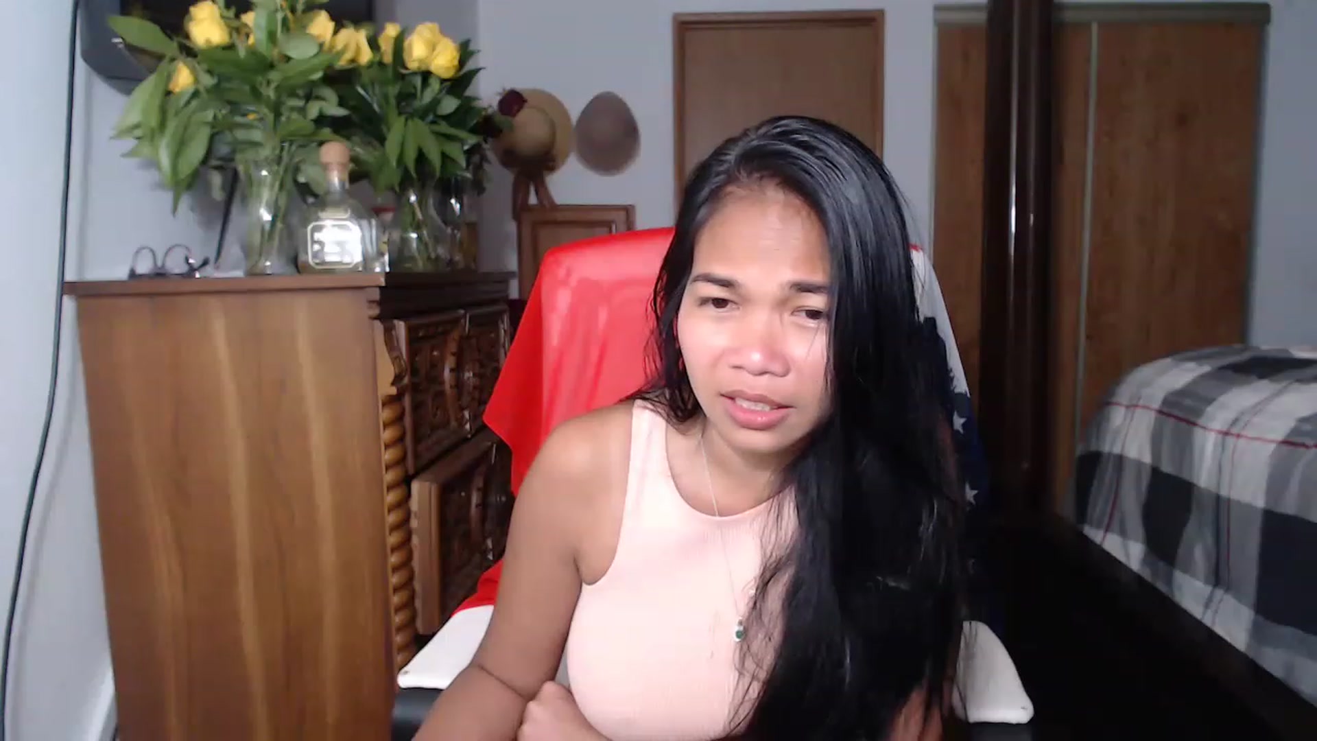 Gallery image thumbnail from Littlekai2023's myfreecams stream on, 05/21/2023, 03:54 image 16 of 20