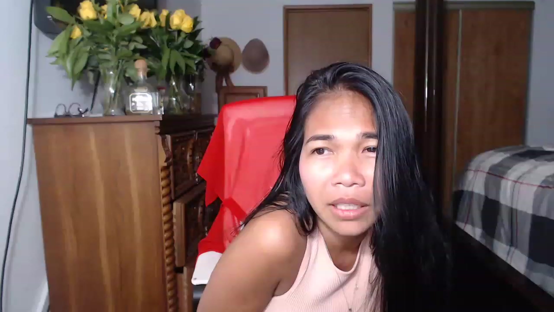 Gallery image thumbnail from Littlekai2023's myfreecams stream on, 05/21/2023, 03:54 image 6 of 20