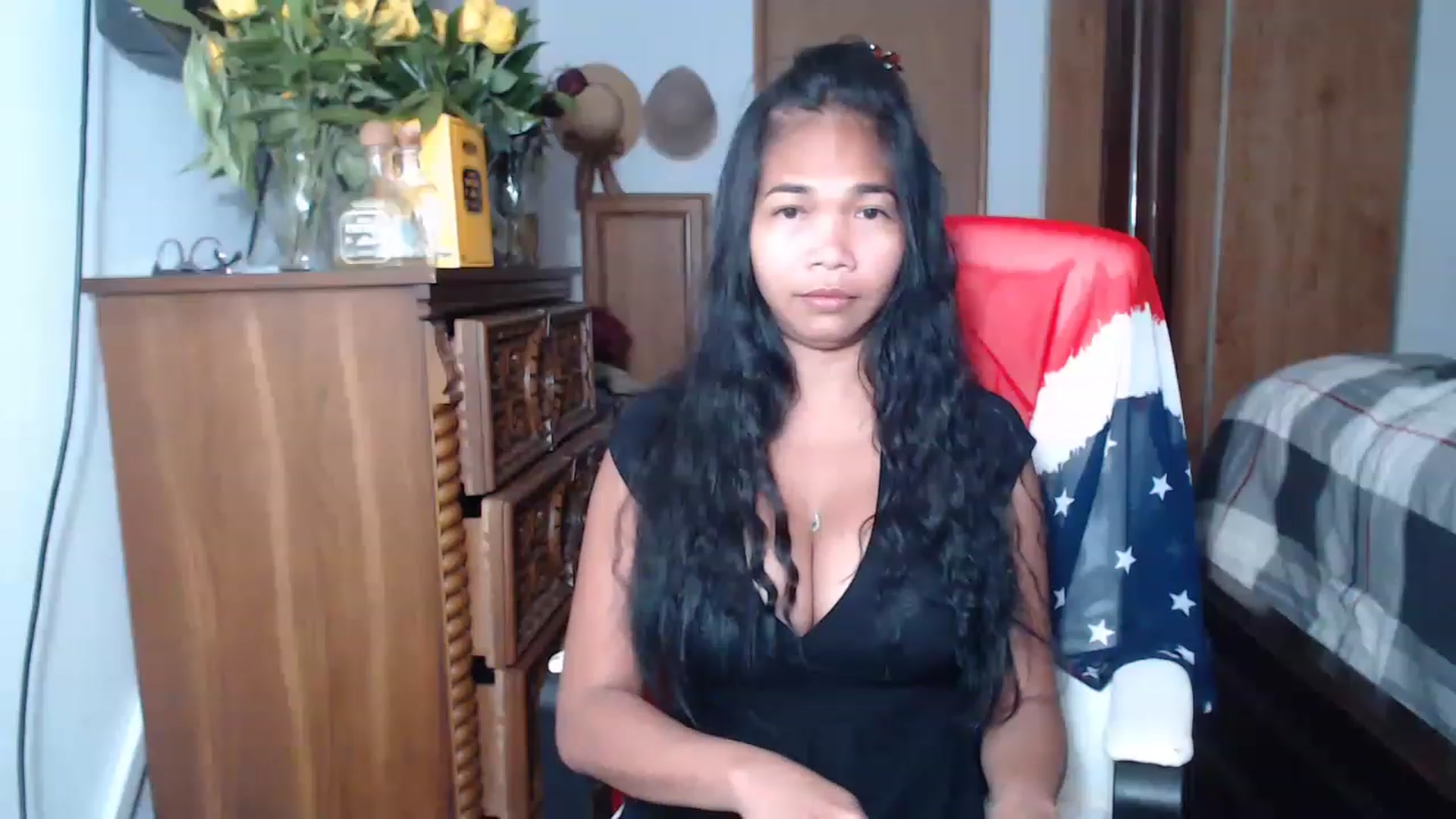 Gallery image thumbnail from Littlekai2023's myfreecams stream on, 05/21/2023, 22:37 image 15 of 20