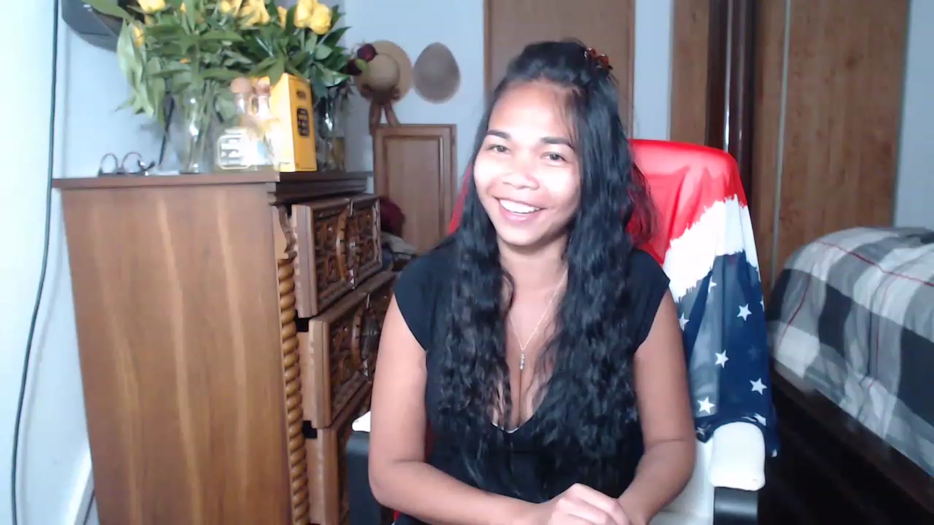Gallery image thumbnail from Littlekai2023's myfreecams stream on, 05/21/2023, 22:37 image 14 of 20