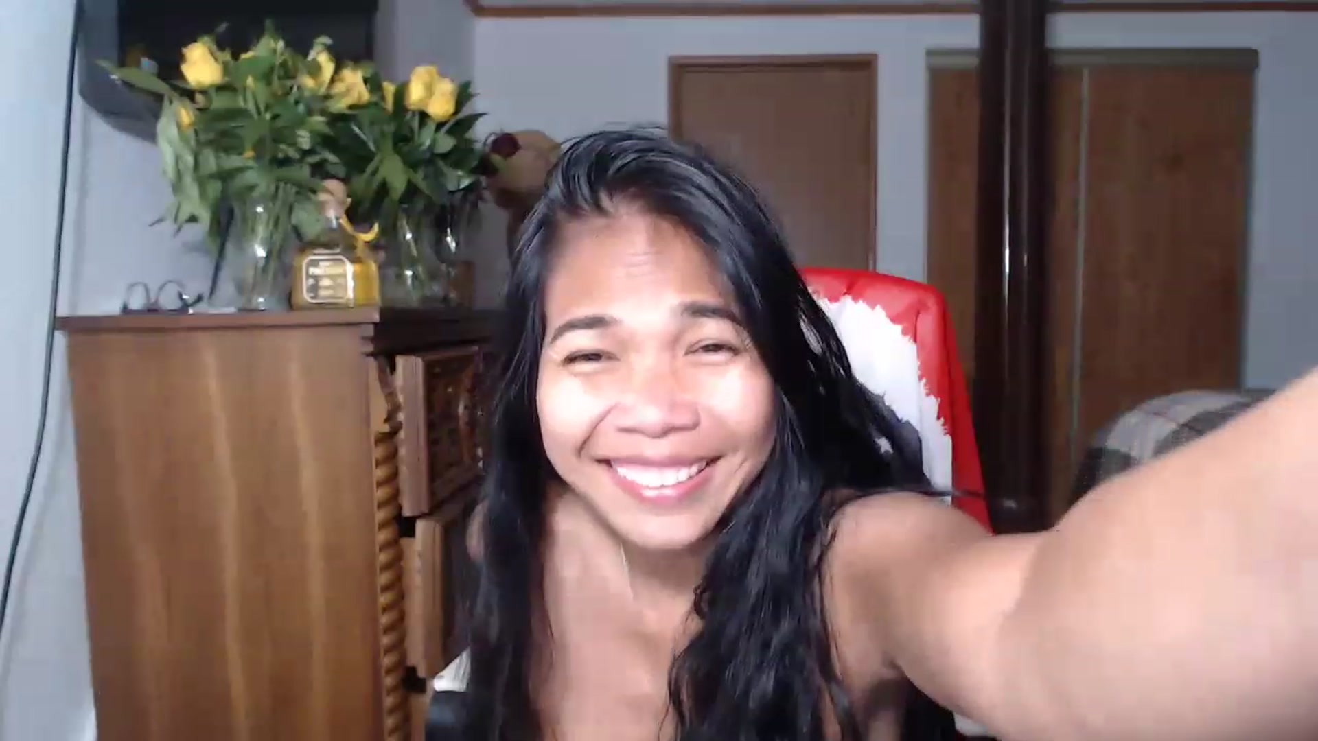 Gallery image thumbnail from Littlekai2023's myfreecams stream on, 05/22/2023, 01:56 image 13 of 20