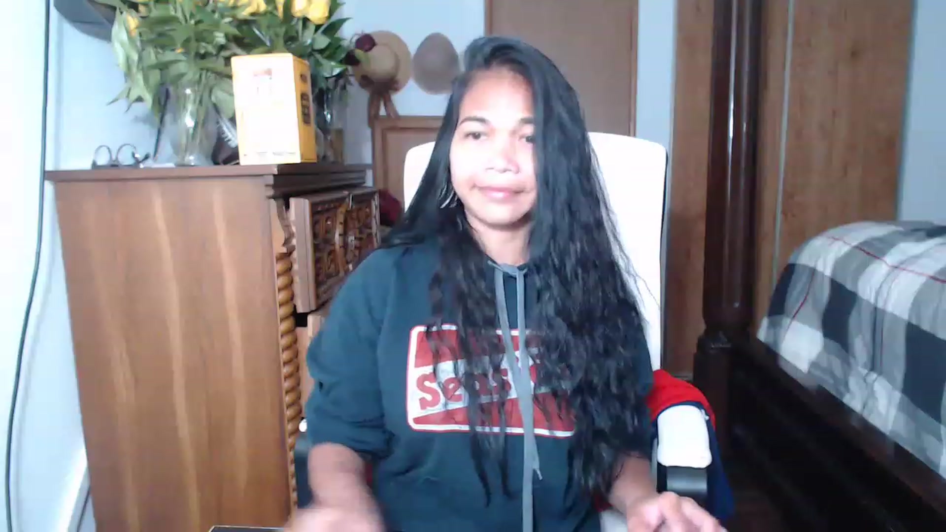 Gallery image thumbnail from Littlekai2023's myfreecams stream on, 05/22/2023, 01:56 image 4 of 20