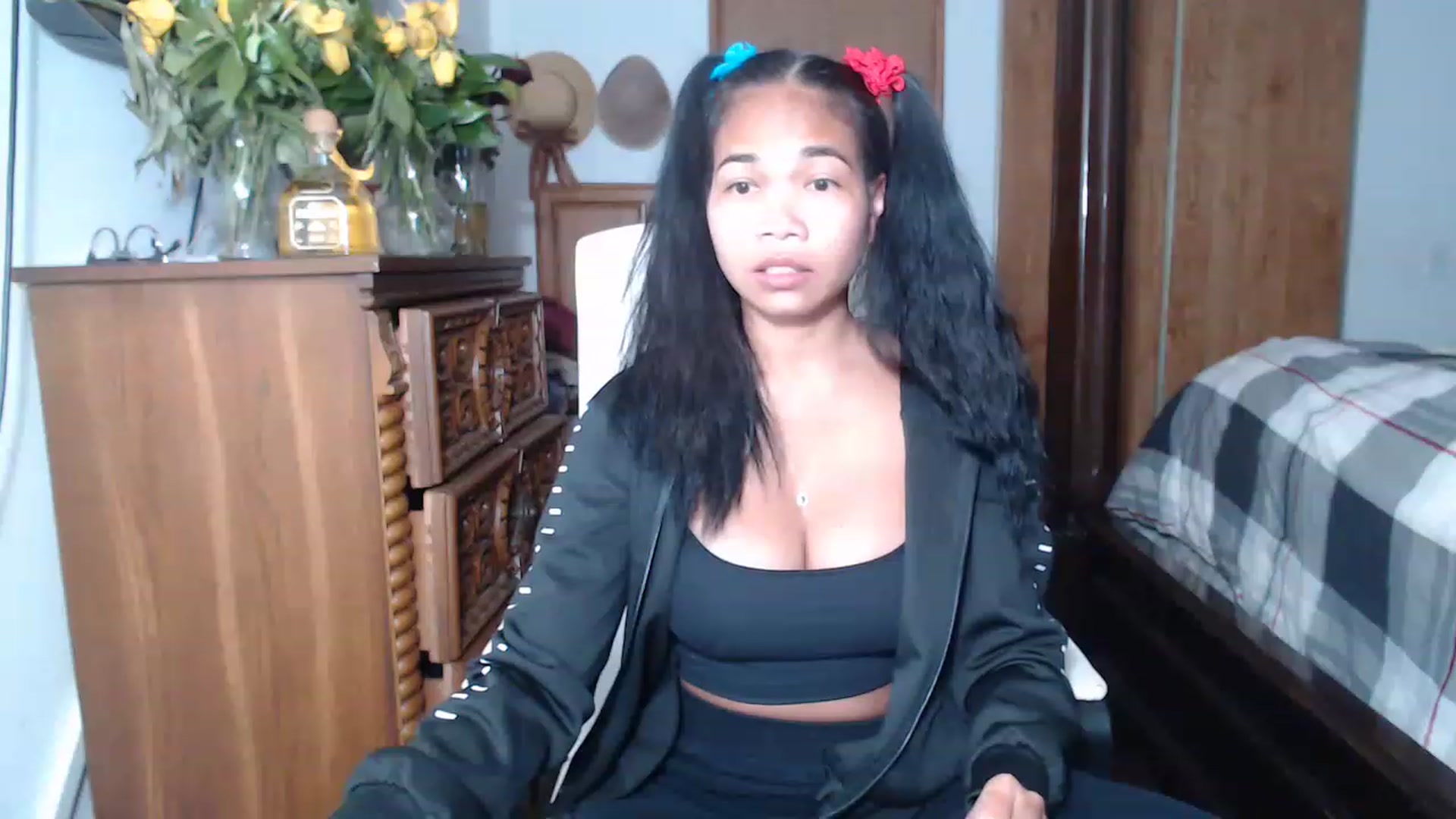 Gallery image thumbnail from Littlekai2023's myfreecams stream on, 05/23/2023, 24:01 image 19 of 20