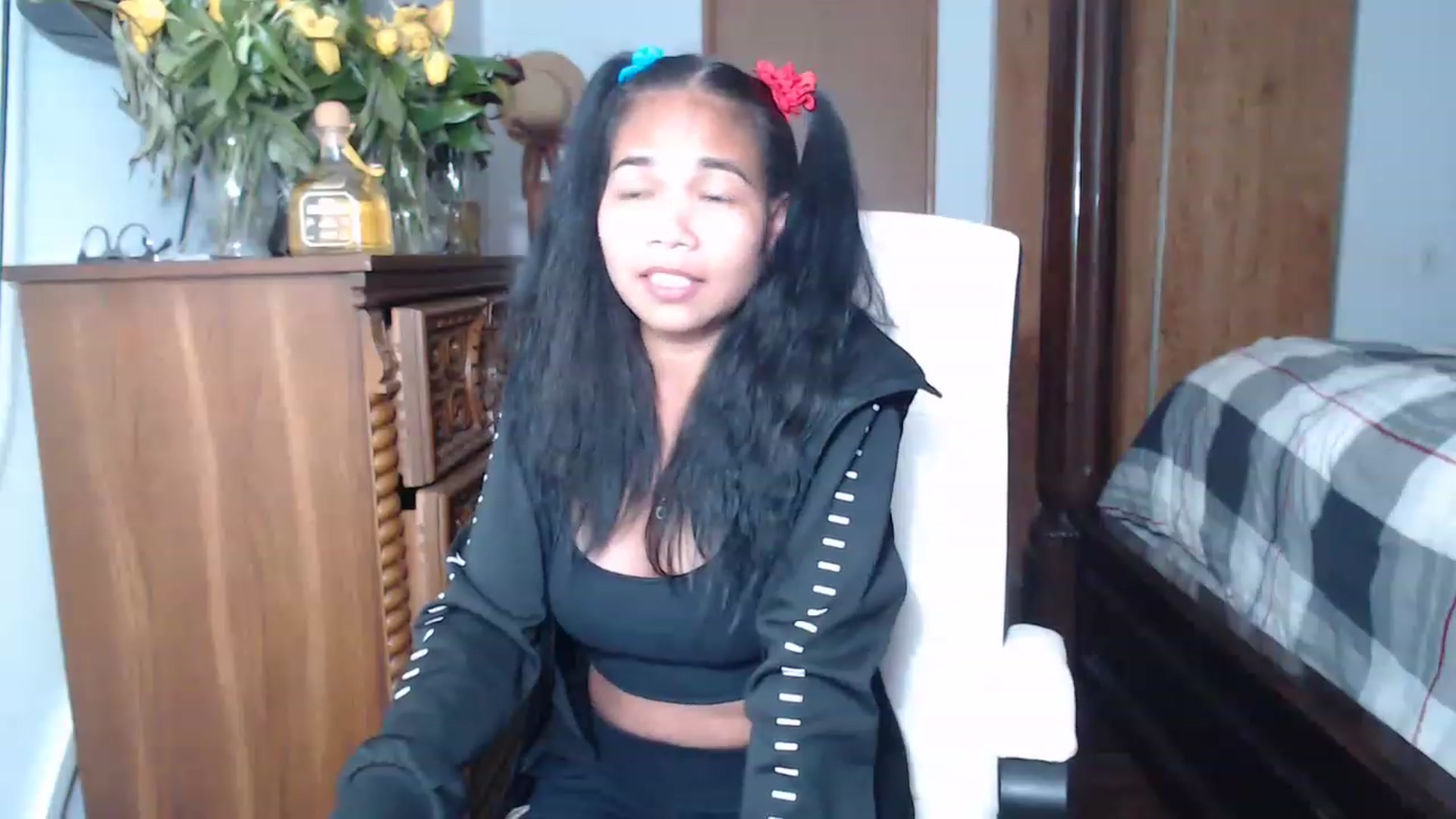 Gallery image thumbnail from Littlekai2023's myfreecams stream on, 05/23/2023, 02:48 image 12 of 20