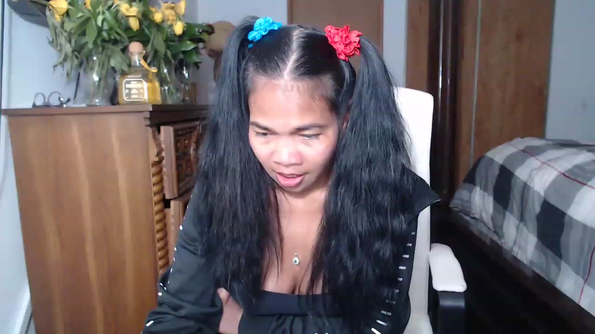 Gallery image thumbnail from Littlekai2023's myfreecams stream on, 05/23/2023, 02:48 image 8 of 20