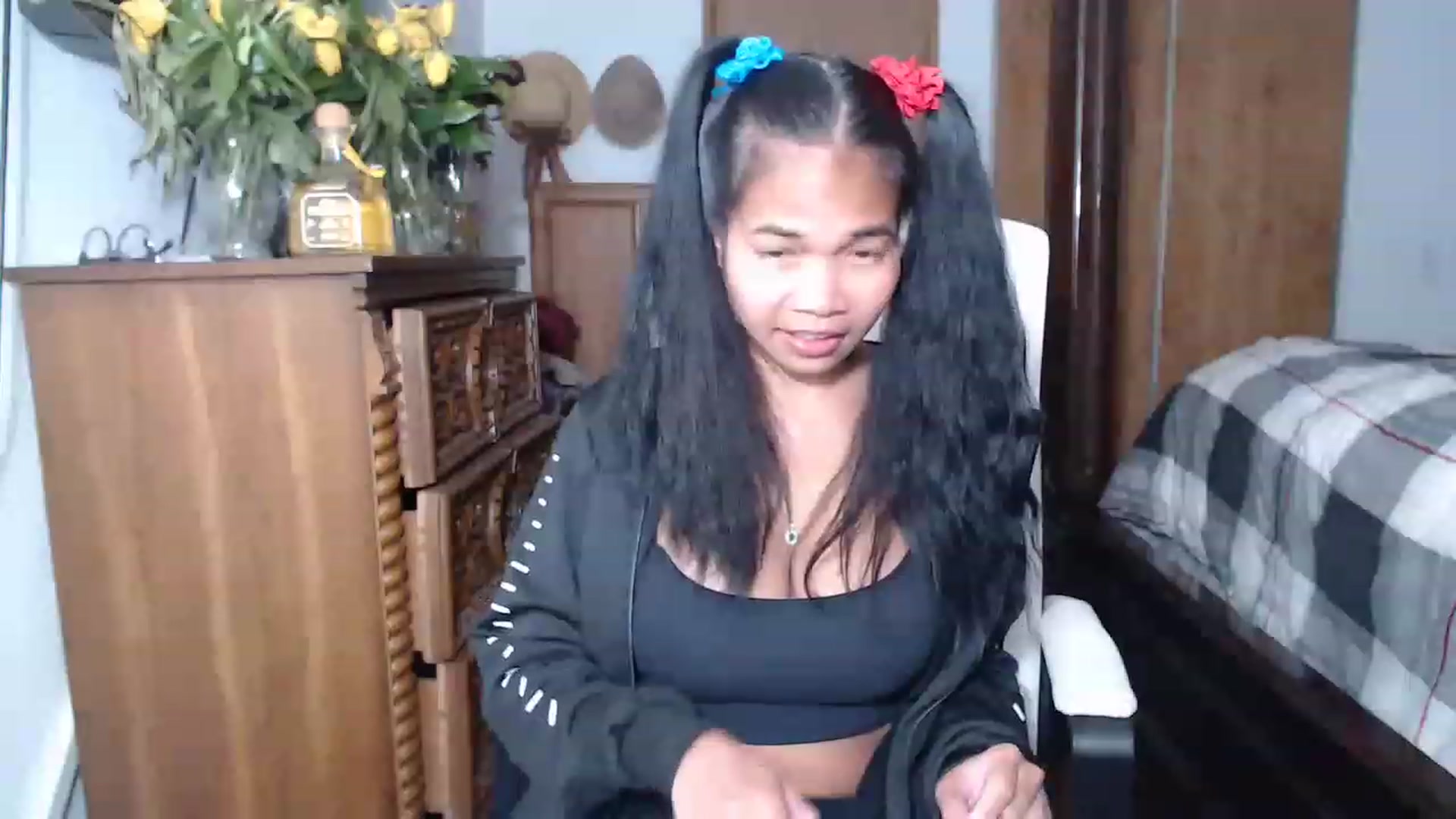 Gallery image thumbnail from Littlekai2023's myfreecams stream on, 05/23/2023, 02:48 image 7 of 20